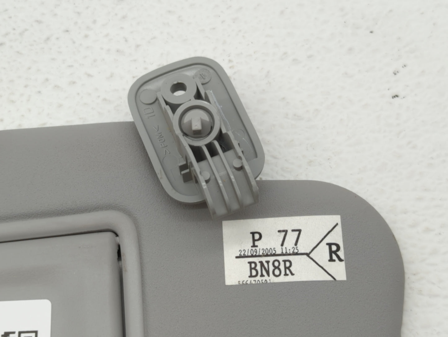 2004-2009 Mazda 3 Sun Visor Shade Replacement Passenger Right Mirror Fits Fits 2004 2005 2006 2007 2008 2009 OEM Used Auto P
