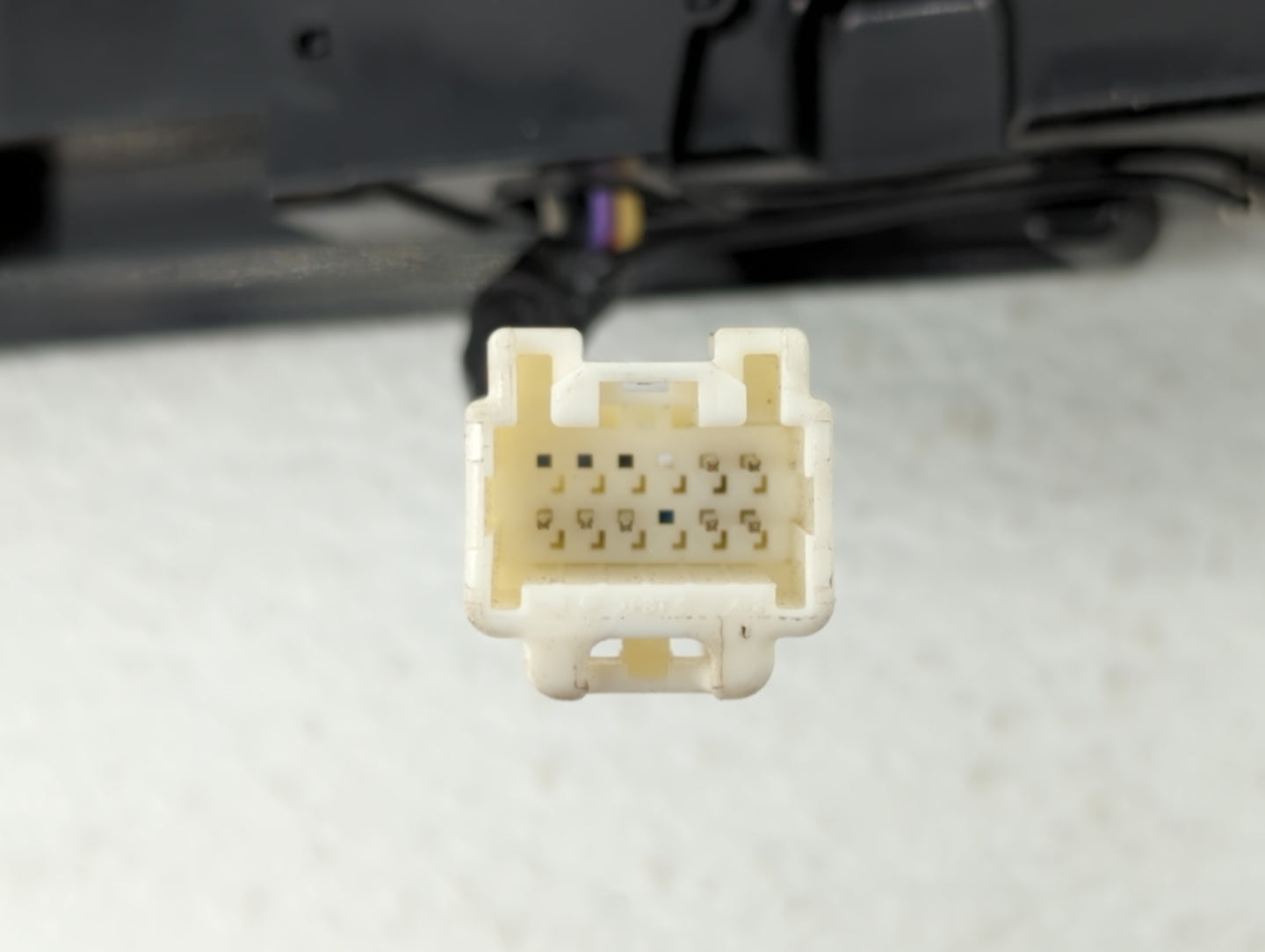 2006-2007 Mazda 3 Am Fm Cd Player Radio Receiver - Oemusedautoparts1.com