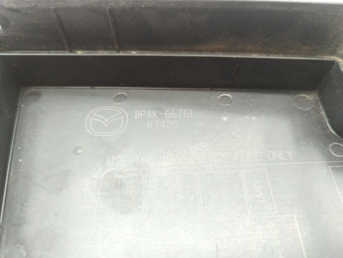 2004-2009 Mazda 3 Fusebox Fuse Box Panel Relay Module P/N:BP4K-66761 BP4K-66767 Fits Fits 2004 2005 2006 2007 2008 2009 OEM 