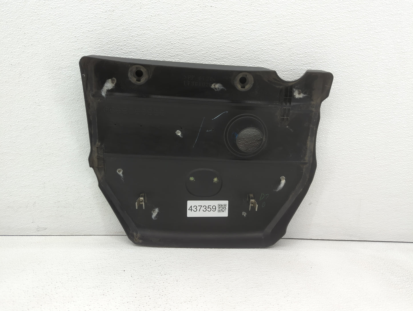 2006 Mazda 3 Engine Cover - Oemusedautoparts1.com