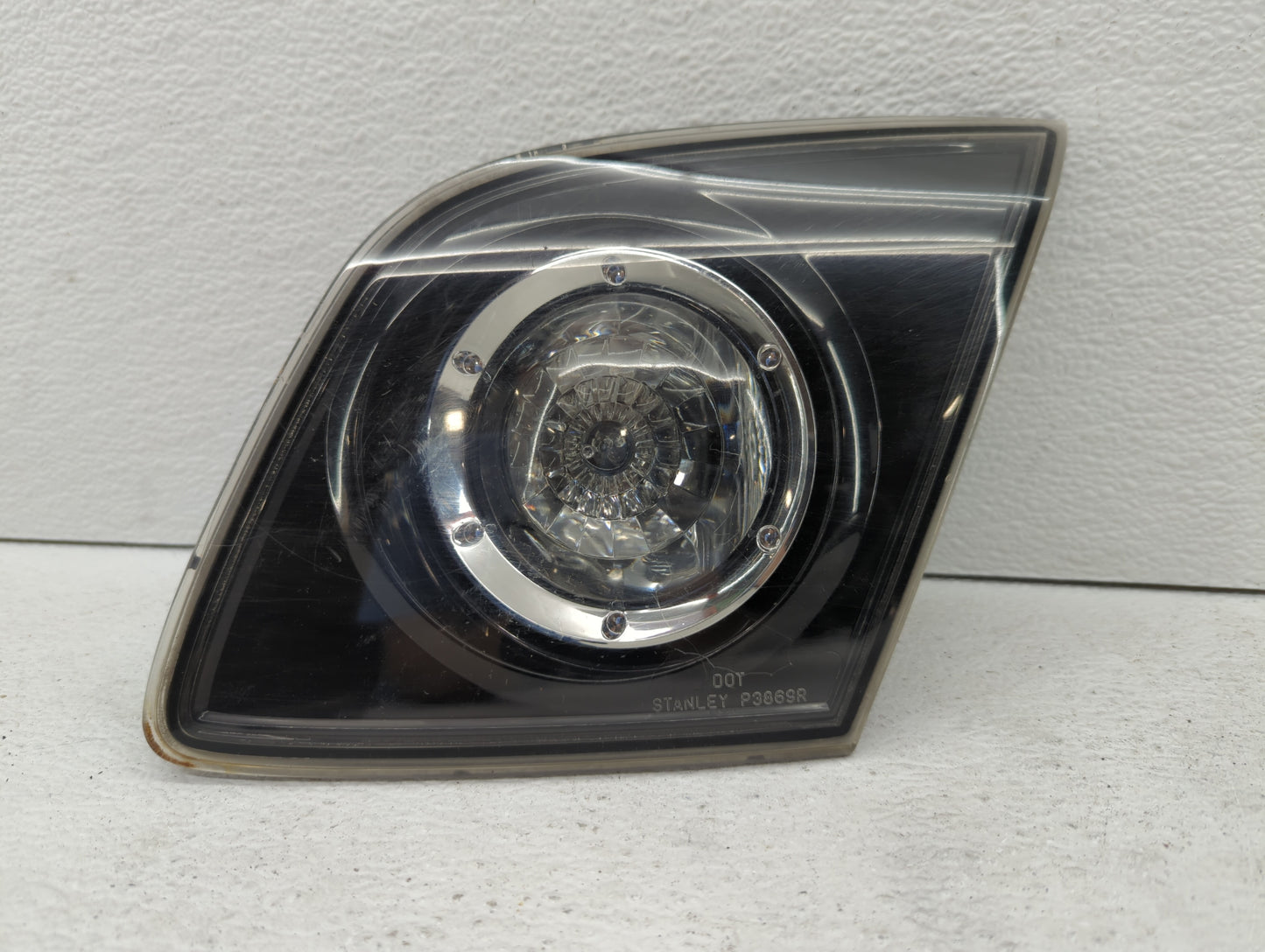 2004-2006 Mazda 3 Tail Light Assembly Passenger Right OEM P/N:P2913 Fits Fits 2004 2005 2006 OEM Used Auto Parts - Oemusedau