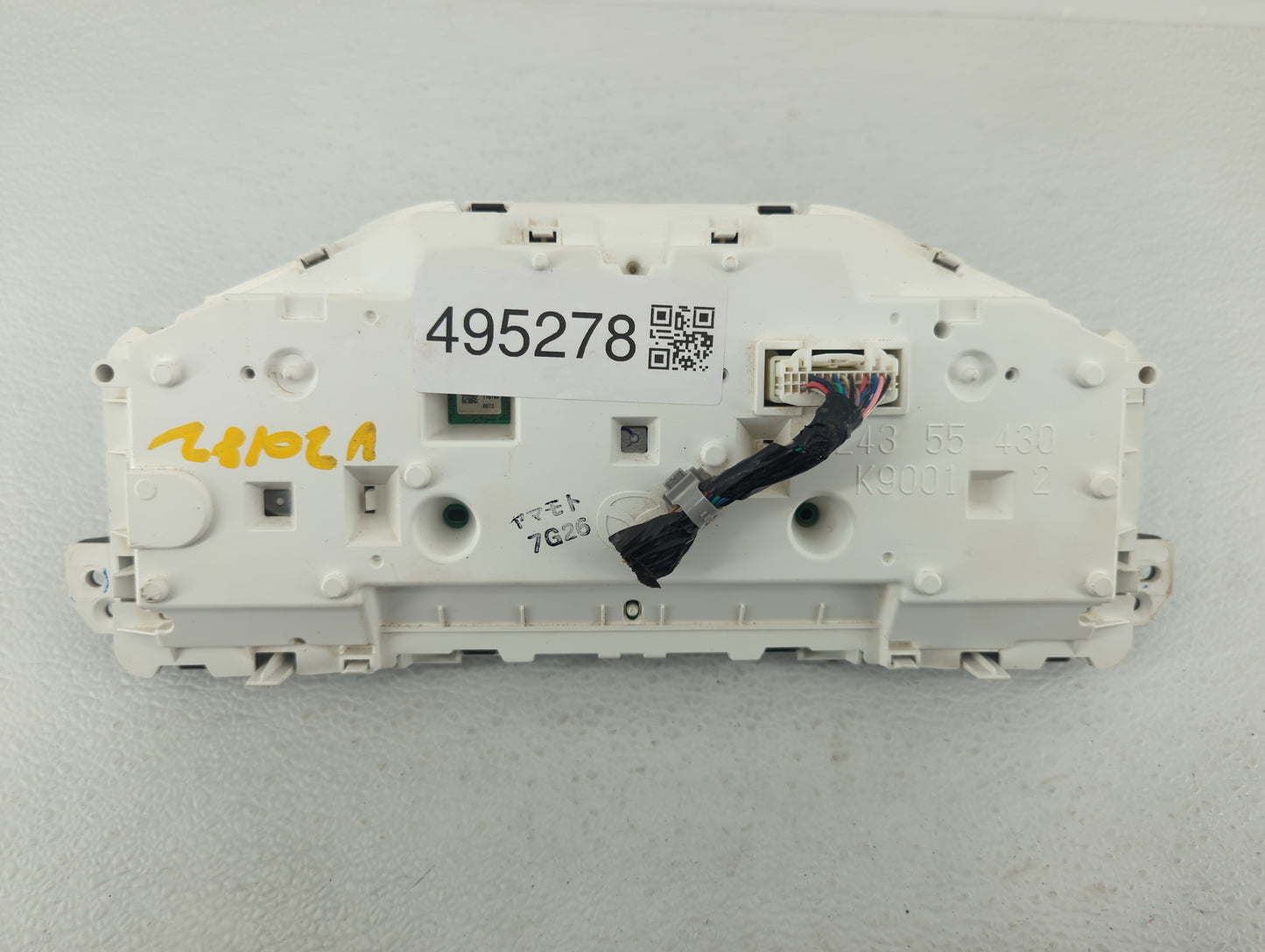 2004-2006 Mazda 3 Instrument Cluster Speedometer Gauges P/N:42 BN8J A BP4K55430 K9001, BP4K55430 Fits Fits 2004 2005 2006 OE