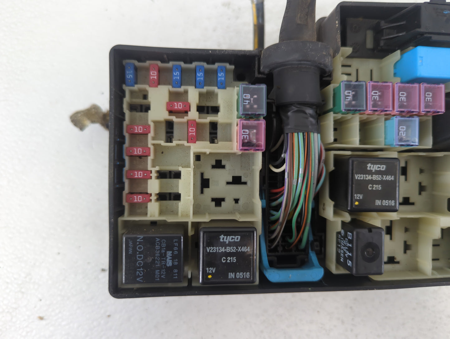 2004-2009 Mazda 3 Fusebox Fuse Box Panel Relay Module P/N:BP4K-66765 518818109 Fits Fits 2004 2005 2006 2007 2008 2009 OEM U