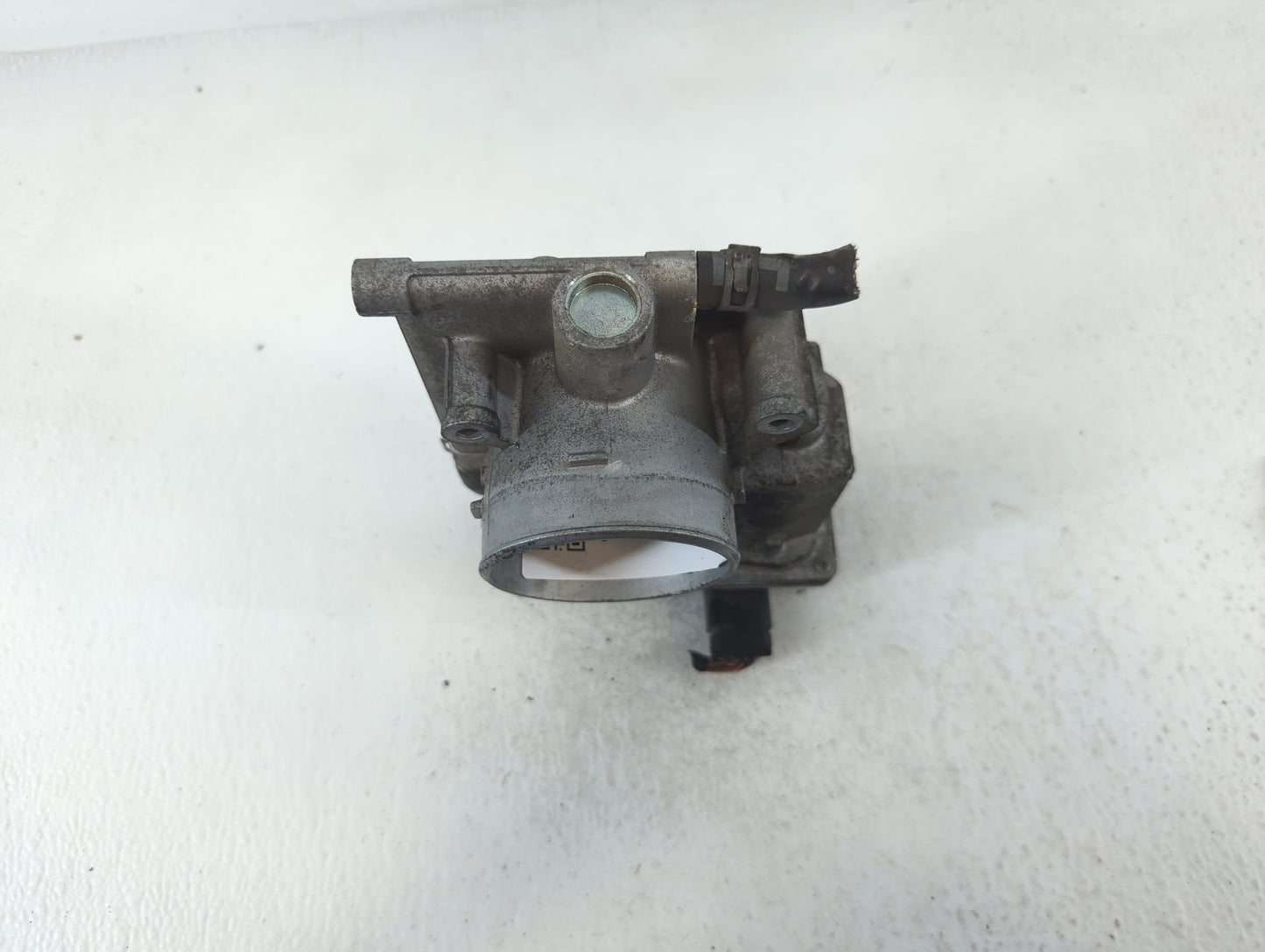 2006-2013 Mazda 3 Throttle Body P/N:L3R4 13 640 L3G2, 6M8G-A Fits Fits 2006 2007 2008 2009 2010 2011 2012 2013 OEM Used Auto