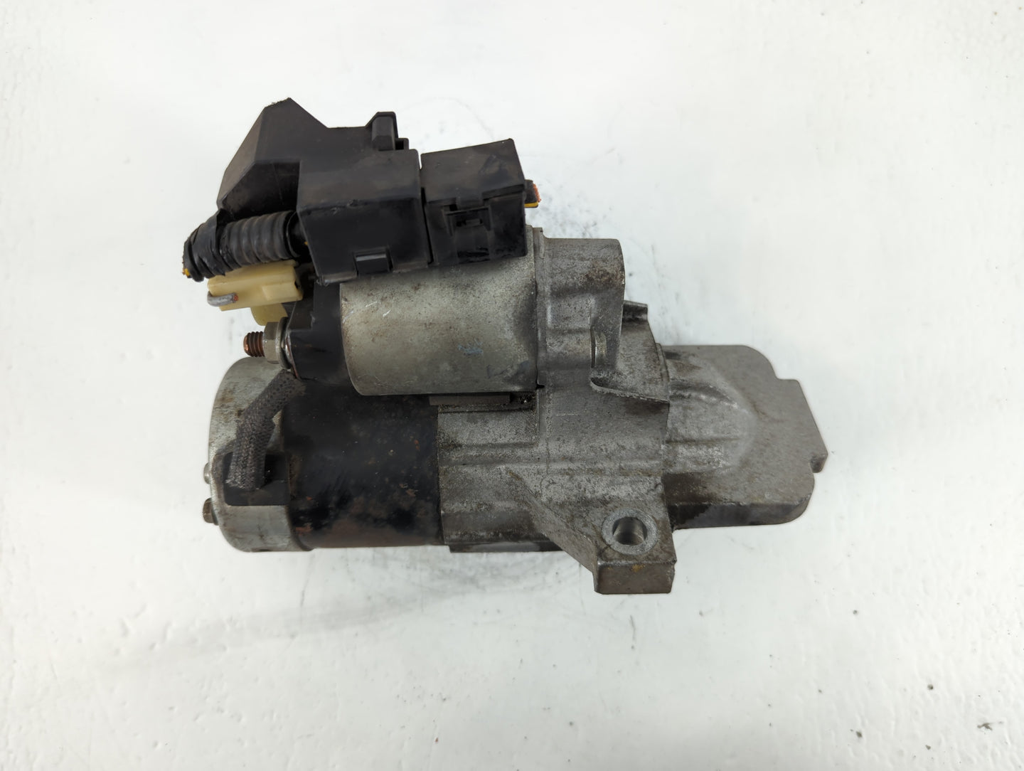2004-2009 Mazda 3 Car Starter Motor Solenoid OEM P/N:M000T87681 Fits Fits 2004 2005 2006 2007 2008 2009 2010 OEM Used Auto P