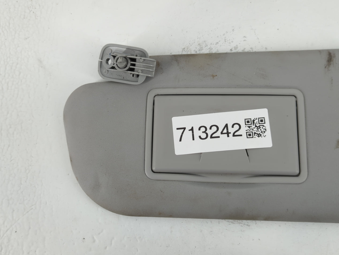 2006 Mazda 3 Sun Visor Shade Replacement Passenger Right Mirror Fits OEM Used Auto Parts - Oemusedautoparts1.com