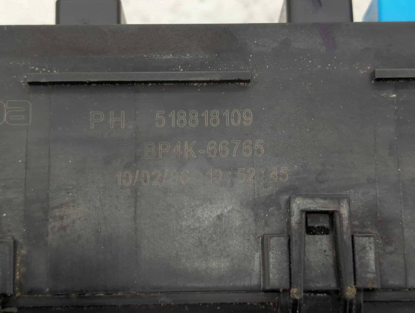 2004-2009 Mazda 3 Fusebox Fuse Box Panel Relay Module P/N:BP4K-66765 518818109 Fits Fits 2004 2005 2006 2007 2008 2009 OEM U