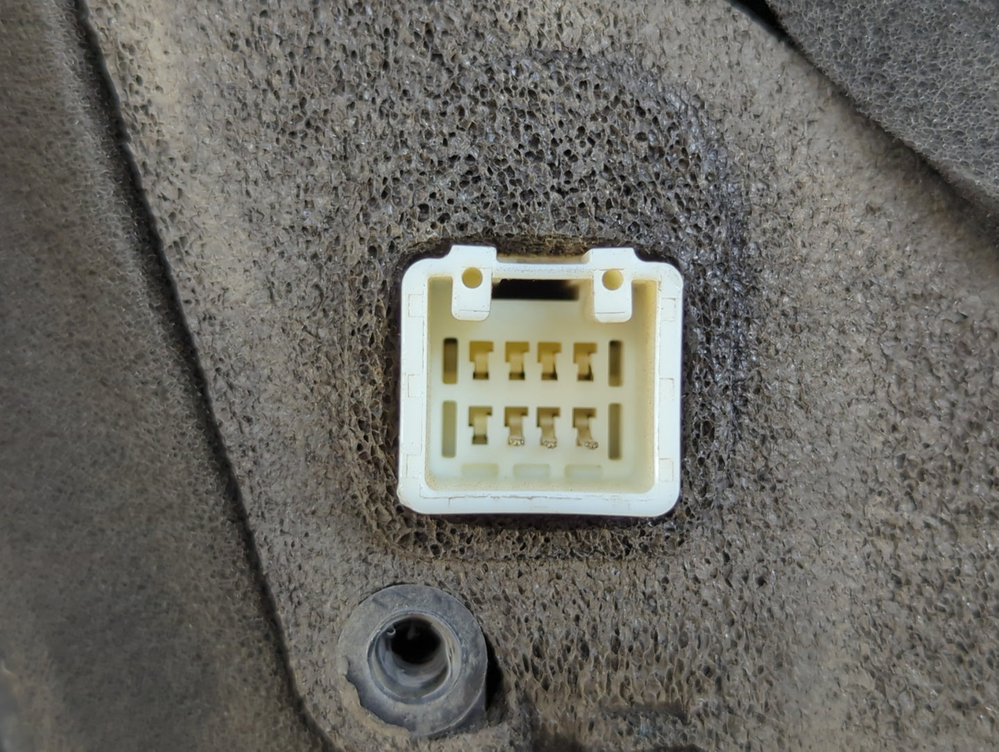 2004-2006 Mazda 3 Driver Side View Mirror - Left Door Mirror OEM Used - Oemusedautoparts1.com