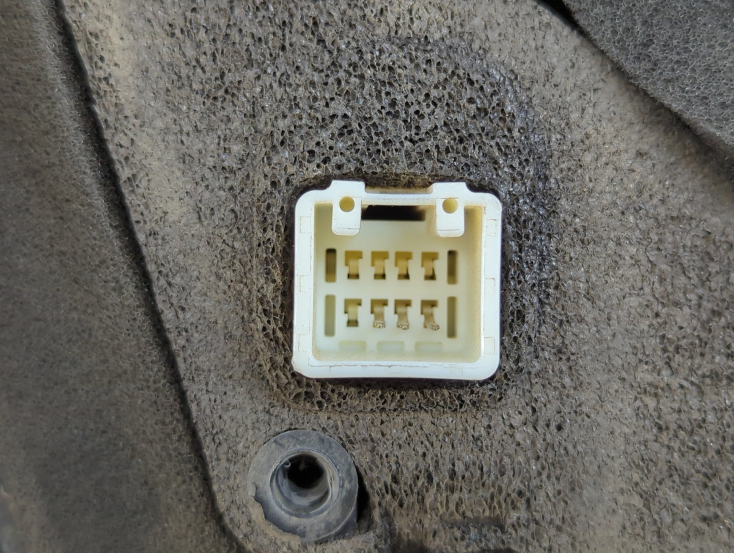 2004-2006 Mazda 3 Driver Side View Mirror - Left Door Mirror OEM Used - Oemusedautoparts1.com