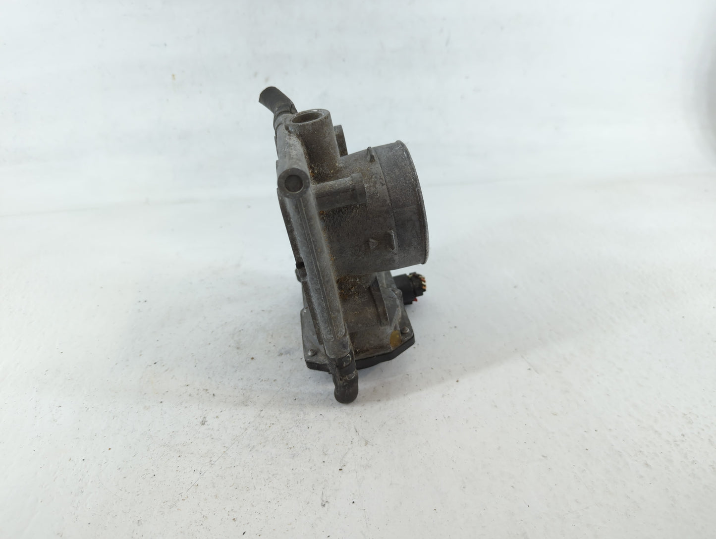 2006-2013 Mazda 3 Throttle Body P/N:L3G2 13 640 A 6M8G-9F991-A Fits Fits 2006 2007 2008 2009 2010 2011 2012 2013 OEM Used Au