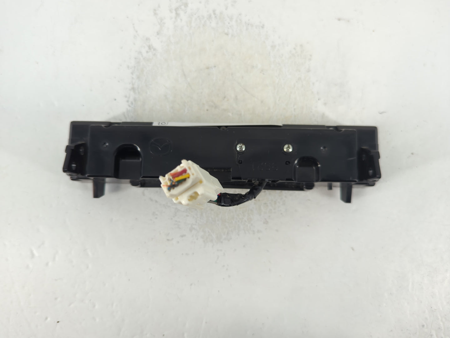 2006-2007 Mazda 3 Radio AM FM Cd Player Receiver Replacement P/N:9621 Fits Fits 2006 2007 OEM Used Auto Parts - Oemusedautop