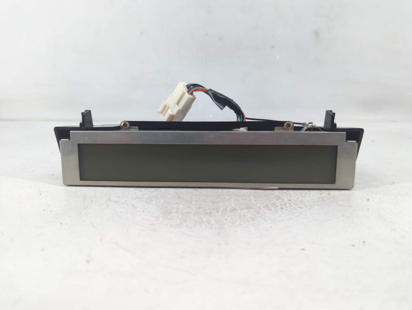 2006-2007 Mazda 3 Radio AM FM Cd Player Receiver Replacement Fits Fits 2006 2007 OEM Used Auto Parts - Oemusedautoparts1.com