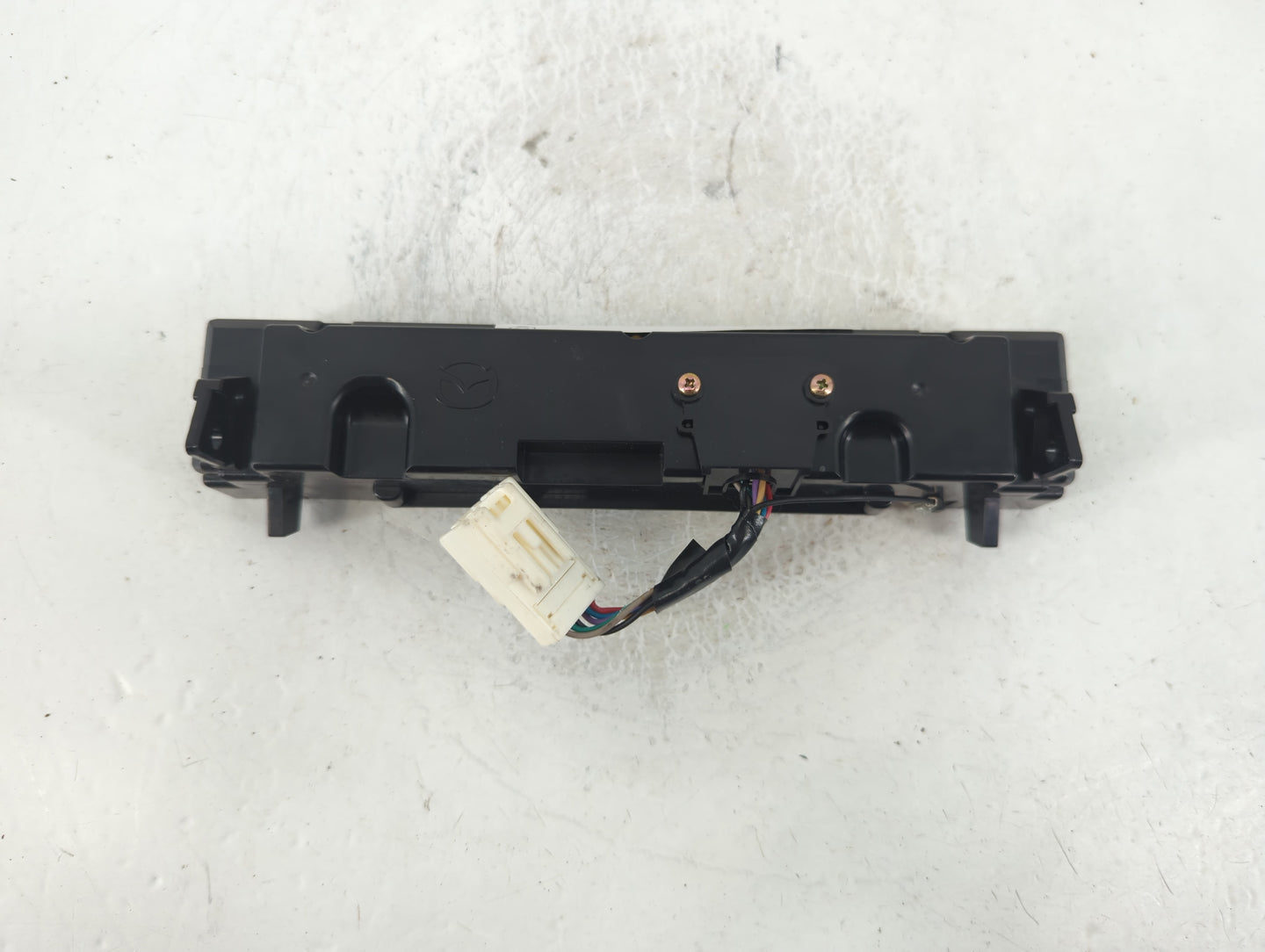 2006-2007 Mazda 3 Radio AM FM Cd Player Receiver Replacement Fits Fits 2006 2007 OEM Used Auto Parts - Oemusedautoparts1.com