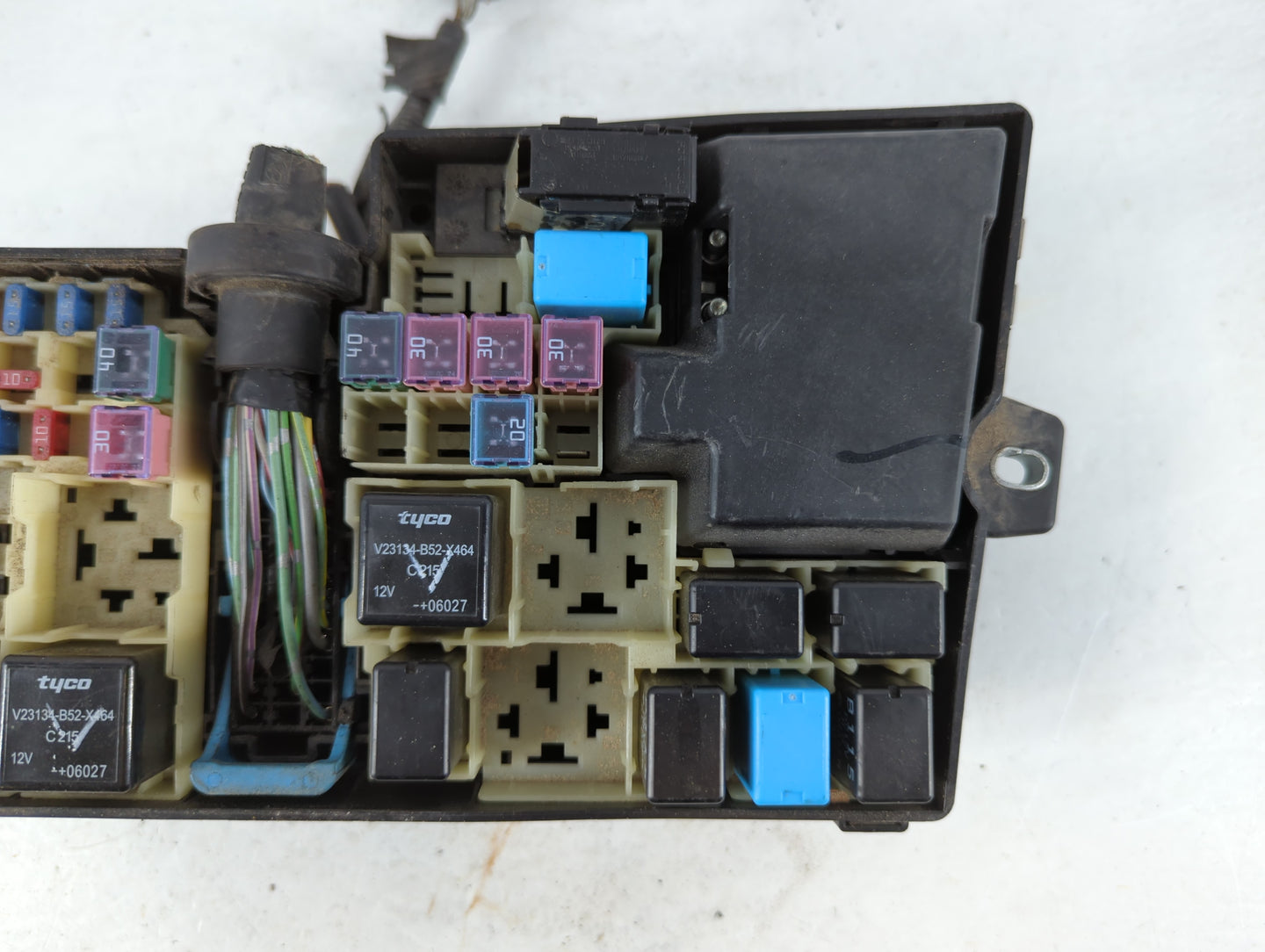 2004-2009 Mazda 3 Fusebox Fuse Box Panel Relay Module P/N:BP4K-66765 518818109 Fits Fits 2004 2005 2006 2007 2008 2009 OEM U