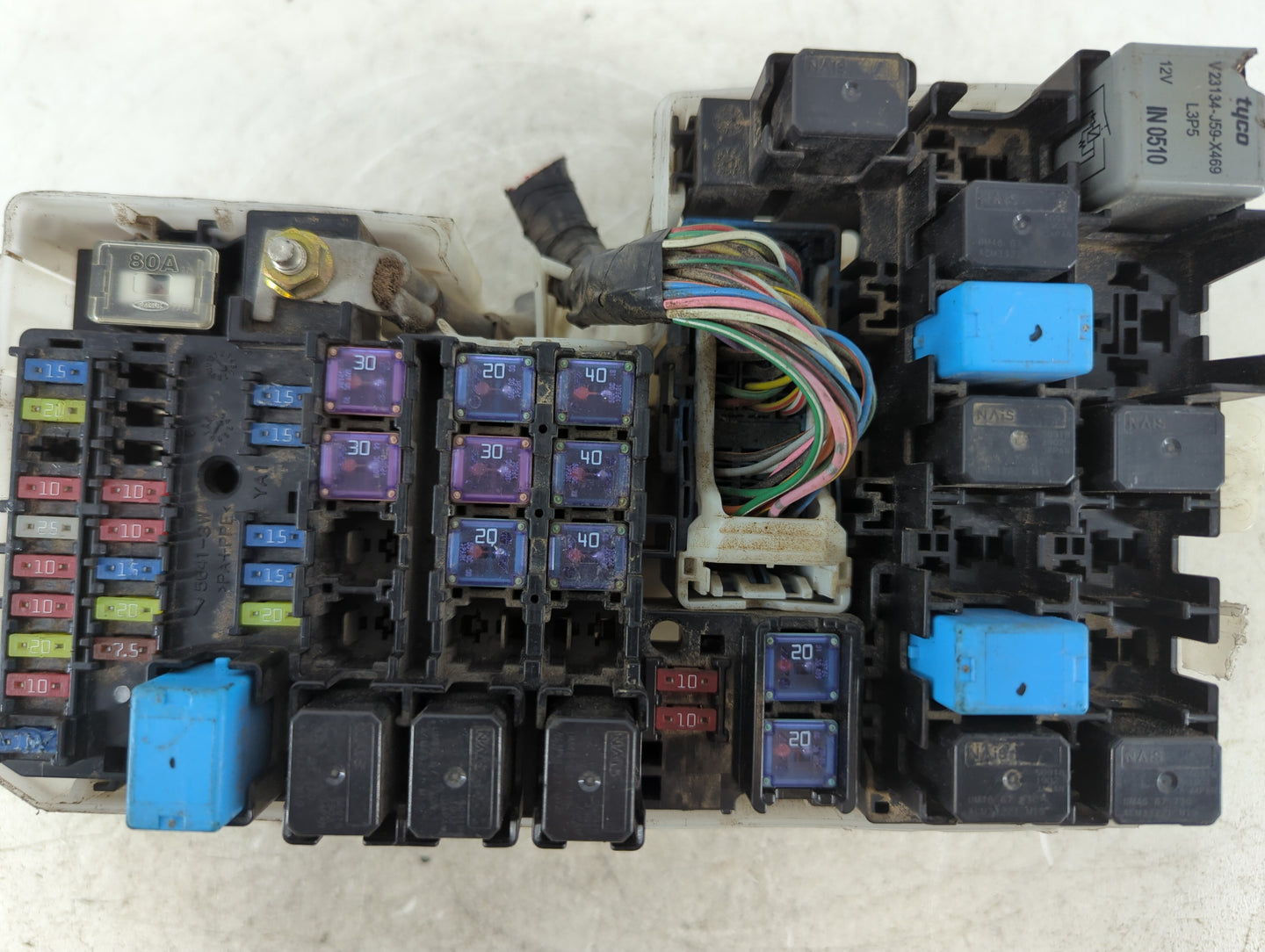 2006-2007 Mazda 5 Fusebox Fuse Box Panel Relay Module P/N:5641-3W Fits Fits 2006 2007 OEM Used Auto Parts - Oemusedautoparts