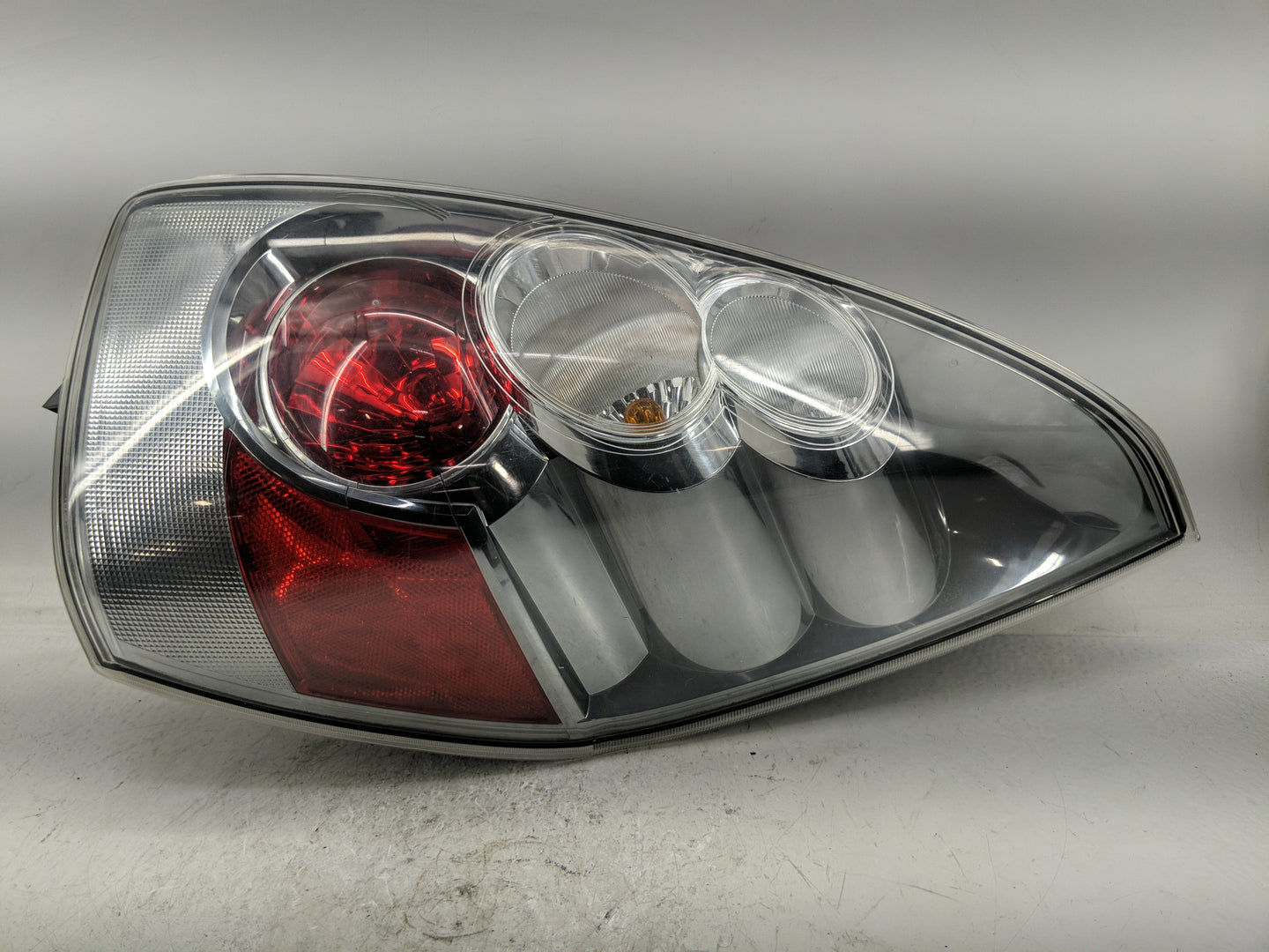 2006-2007 Mazda 5 Tail Light Assembly Passenger Right OEM P/N:C23551150 Fits Fits 2006 2007 OEM Used Auto Parts - Oemusedaut