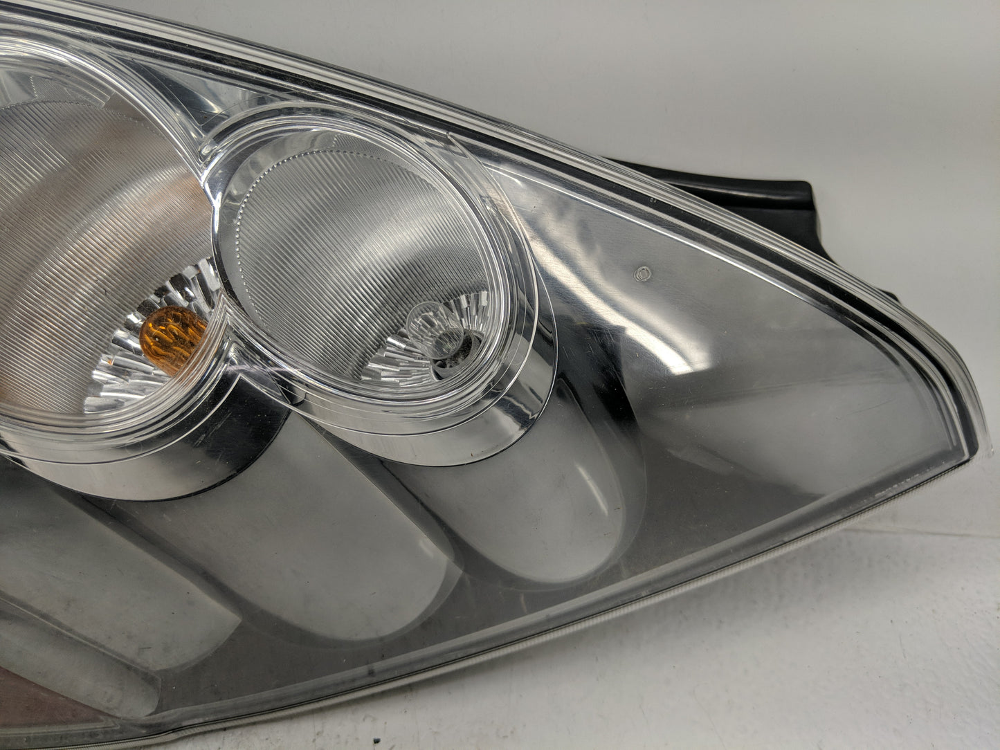2006-2007 Mazda 5 Tail Light Assembly Passenger Right OEM P/N:C23551150 Fits Fits 2006 2007 OEM Used Auto Parts - Oemusedaut