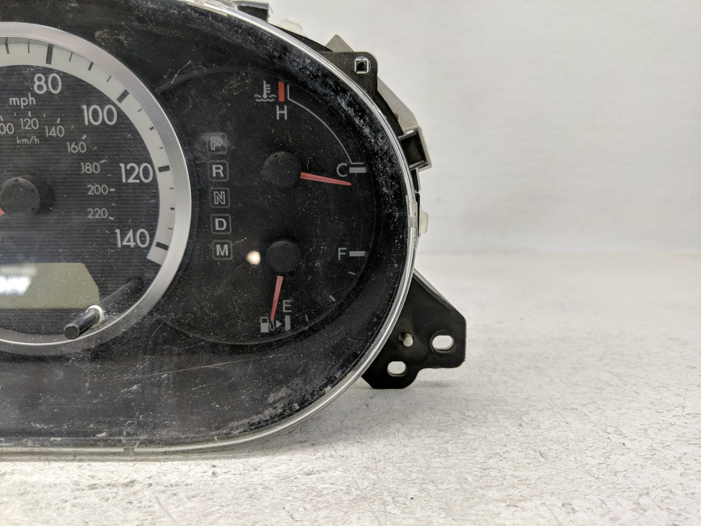 2006-2007 Mazda 5 Instrument Cluster Speedometer Gauges Fits Fits 2006 2007 OEM Used Auto Parts - Oemusedautoparts1.com