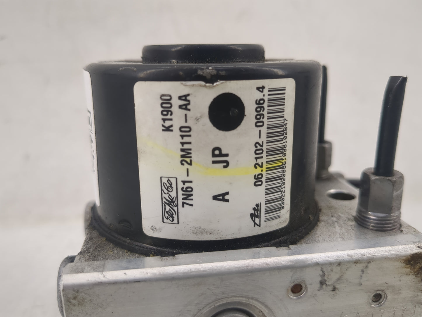 2006-2010 Mazda 5 ABS Pump Control Module Replacement P/N:7N61-2M110-AA Fits Fits 2006 2007 2008 2009 2010 OEM Used Auto Par