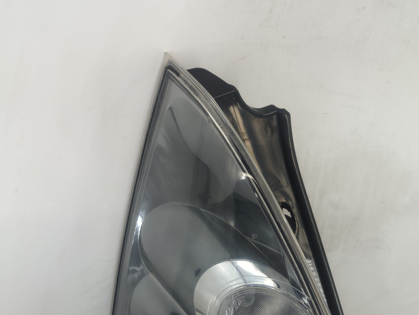 2006-2007 Mazda 5 Tail Light Assembly Driver Left OEM P/N:C23551160 Fits Fits 2006 2007 OEM Used Auto Parts - Oemusedautopar