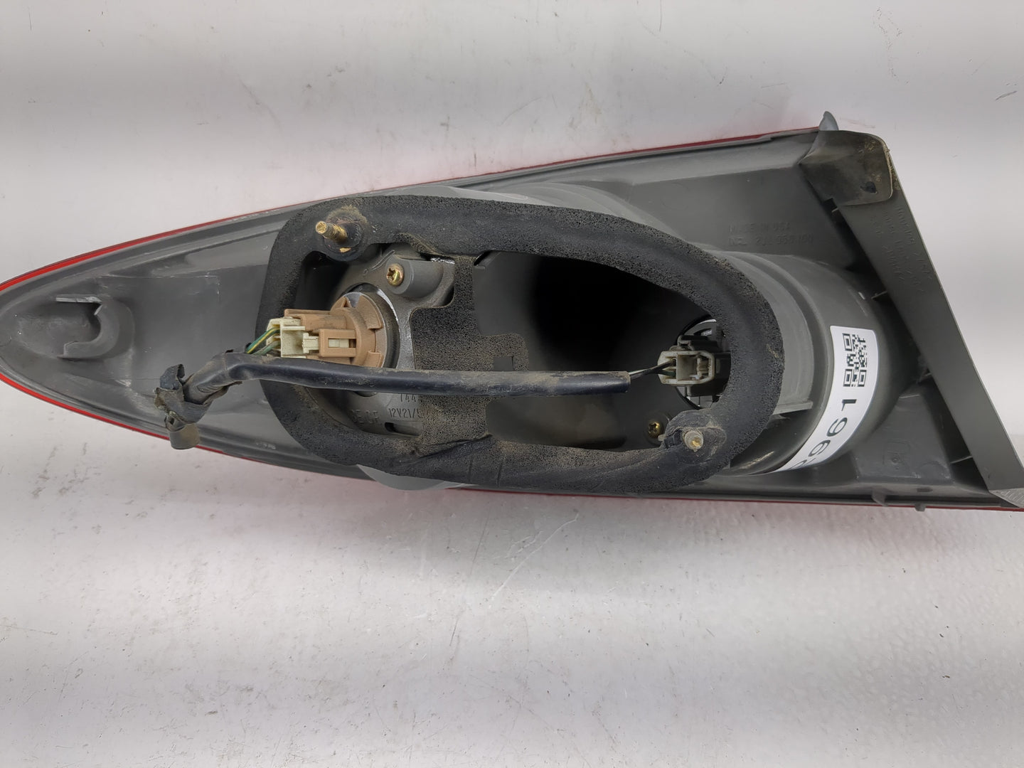 2006-2007 Mazda 6 Tail Light Assembly Passenger Right OEM Fits Fits 2006 2007 OEM Used Auto Parts - Oemusedautoparts1.com