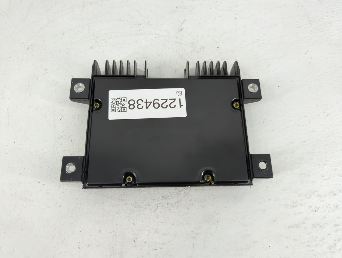 2006 Mazda 6 Radio AM FM Cd Player Receiver Replacement P/N:3M81-18T806-DA OEM Used Auto Parts - Oemusedautoparts1.com