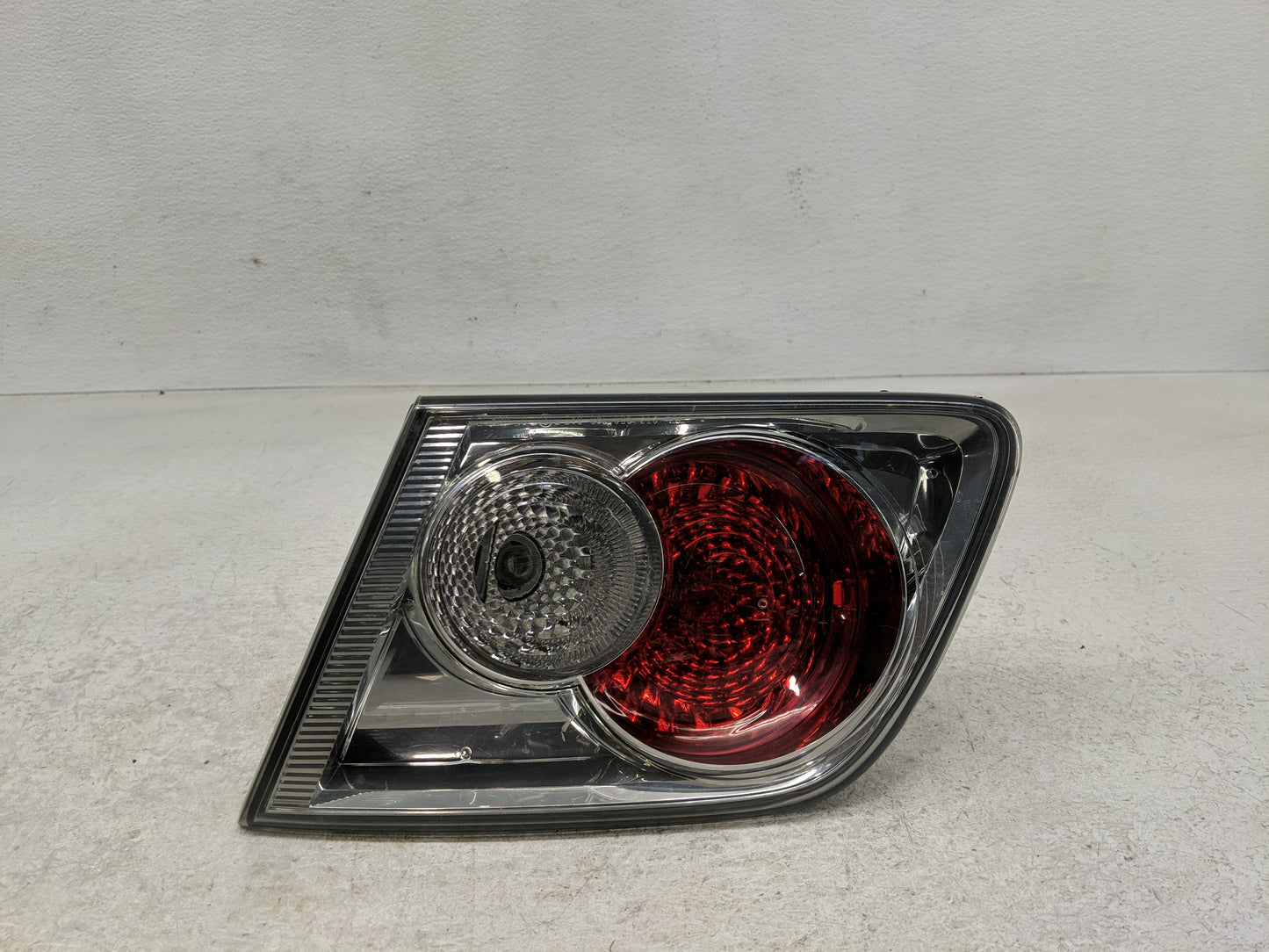 2006-2007 Mazda 6 Tail Light Assembly Passenger Right OEM Fits Fits 2006 2007 OEM Used Auto Parts - Oemusedautoparts1.com
