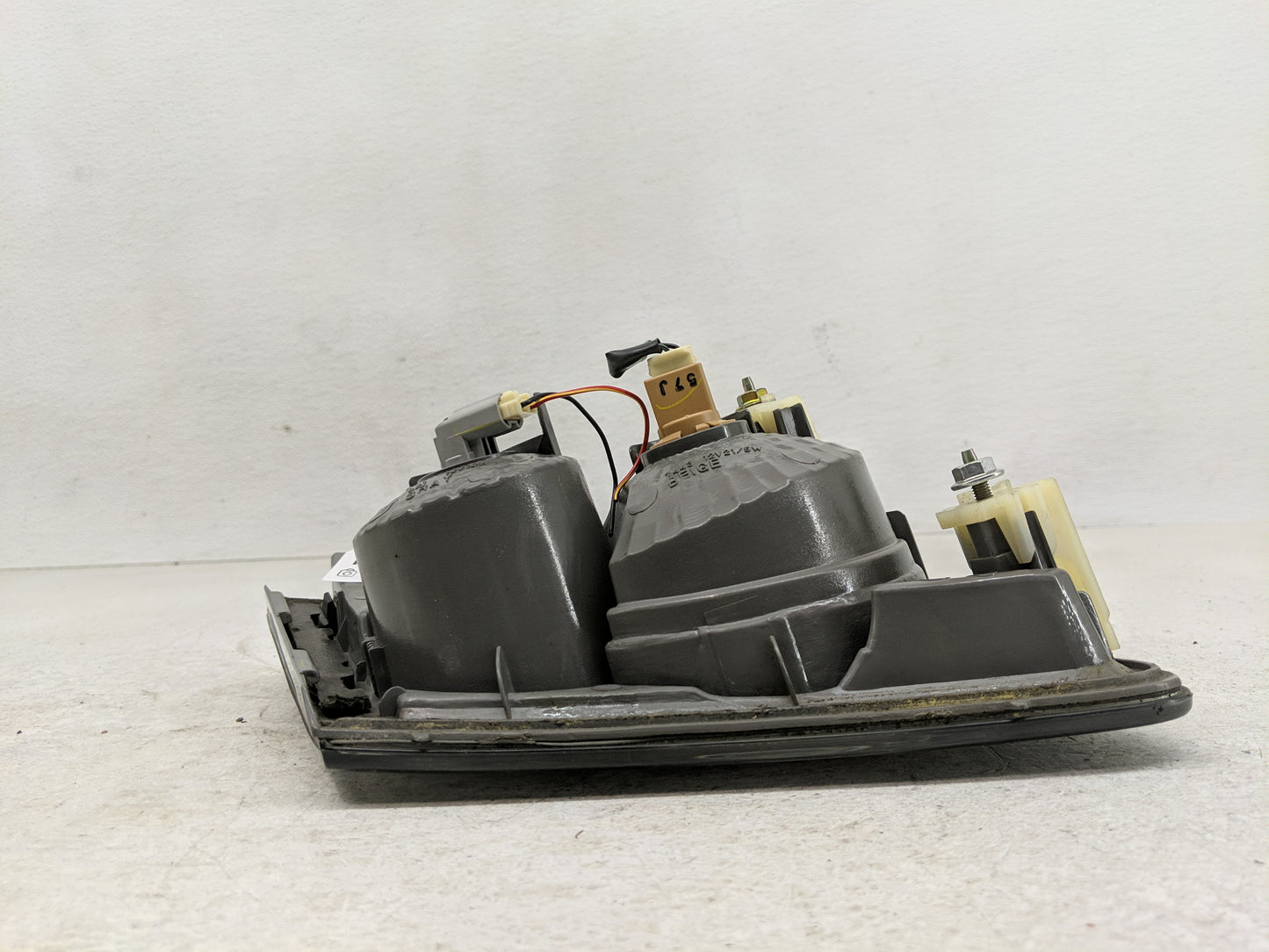 2006-2007 Mazda 6 Tail Light Assembly Passenger Right OEM Fits Fits 2006 2007 OEM Used Auto Parts - Oemusedautoparts1.com