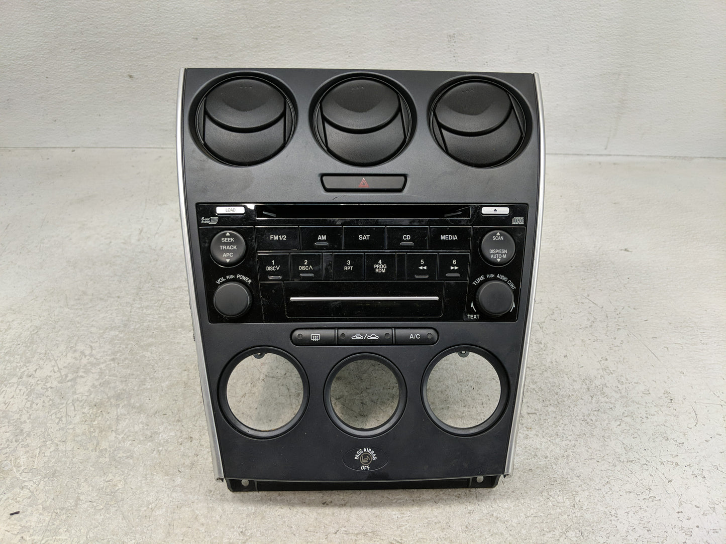 2006-2008 Mazda 6 Radio AM FM Cd Player Receiver Replacement P/N:6M81-18C858-DB Fits Fits 2006 2007 2008 OEM Used Auto Parts