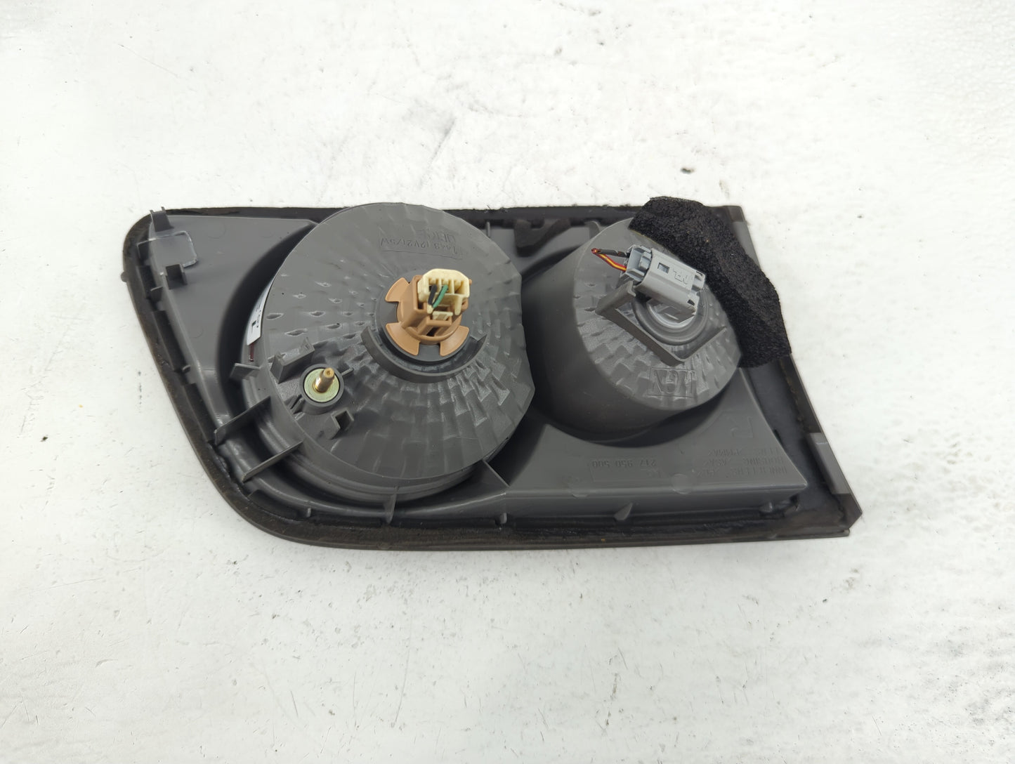 2006-2007 Mazda 6 Tail Light Assembly Passenger Right OEM P/N:2TZ 950 500 Fits Fits 2006 2007 OEM Used Auto Parts - Oemuseda