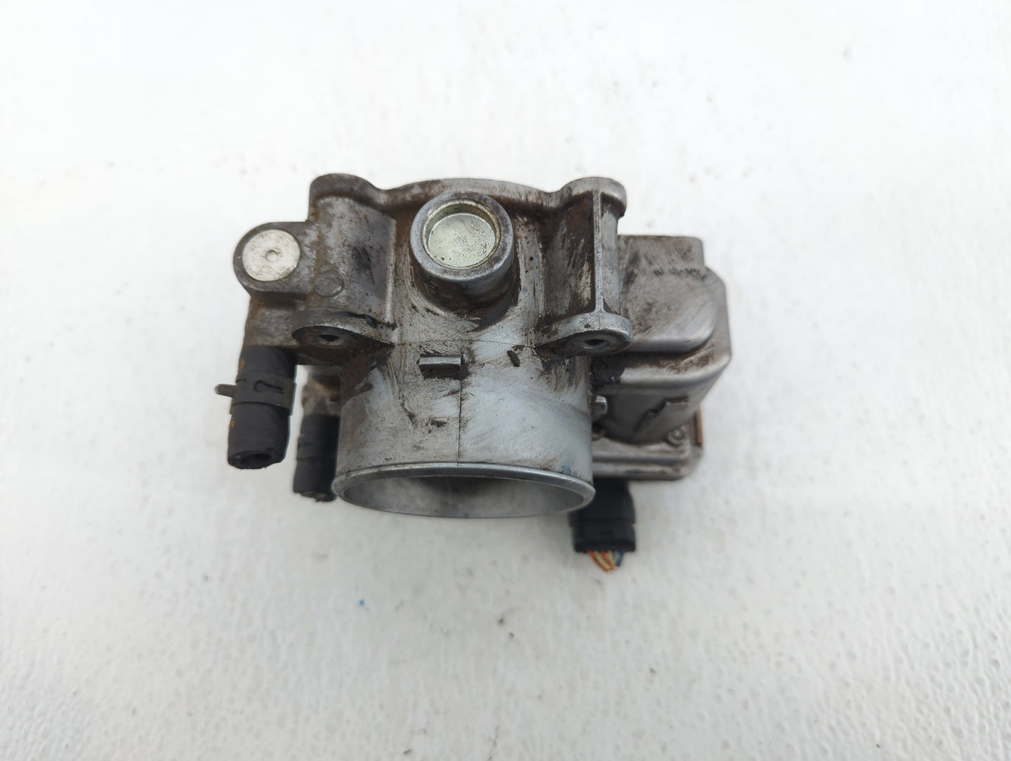 2006-2007 Mazda 6 Throttle Body P/N:L3K9 13 640 Fits Fits 2006 2007 OEM Used Auto Parts - Oemusedautoparts1.com