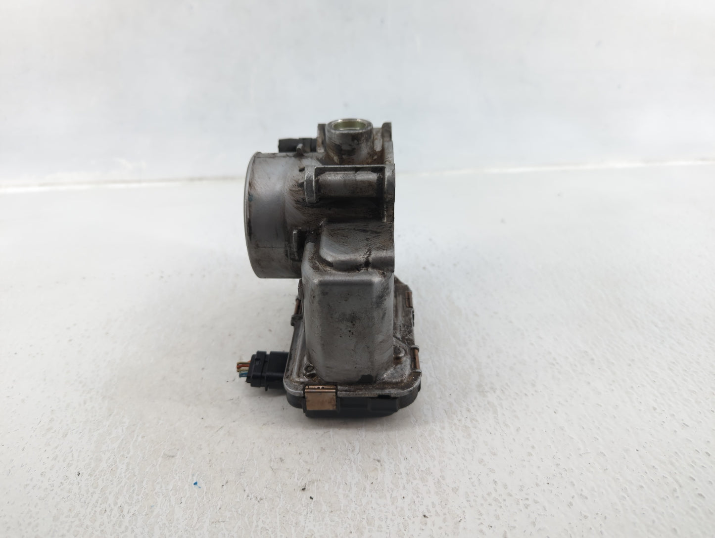 2006-2007 Mazda 6 Throttle Body P/N:L3K9 13 640 Fits Fits 2006 2007 OEM Used Auto Parts - Oemusedautoparts1.com