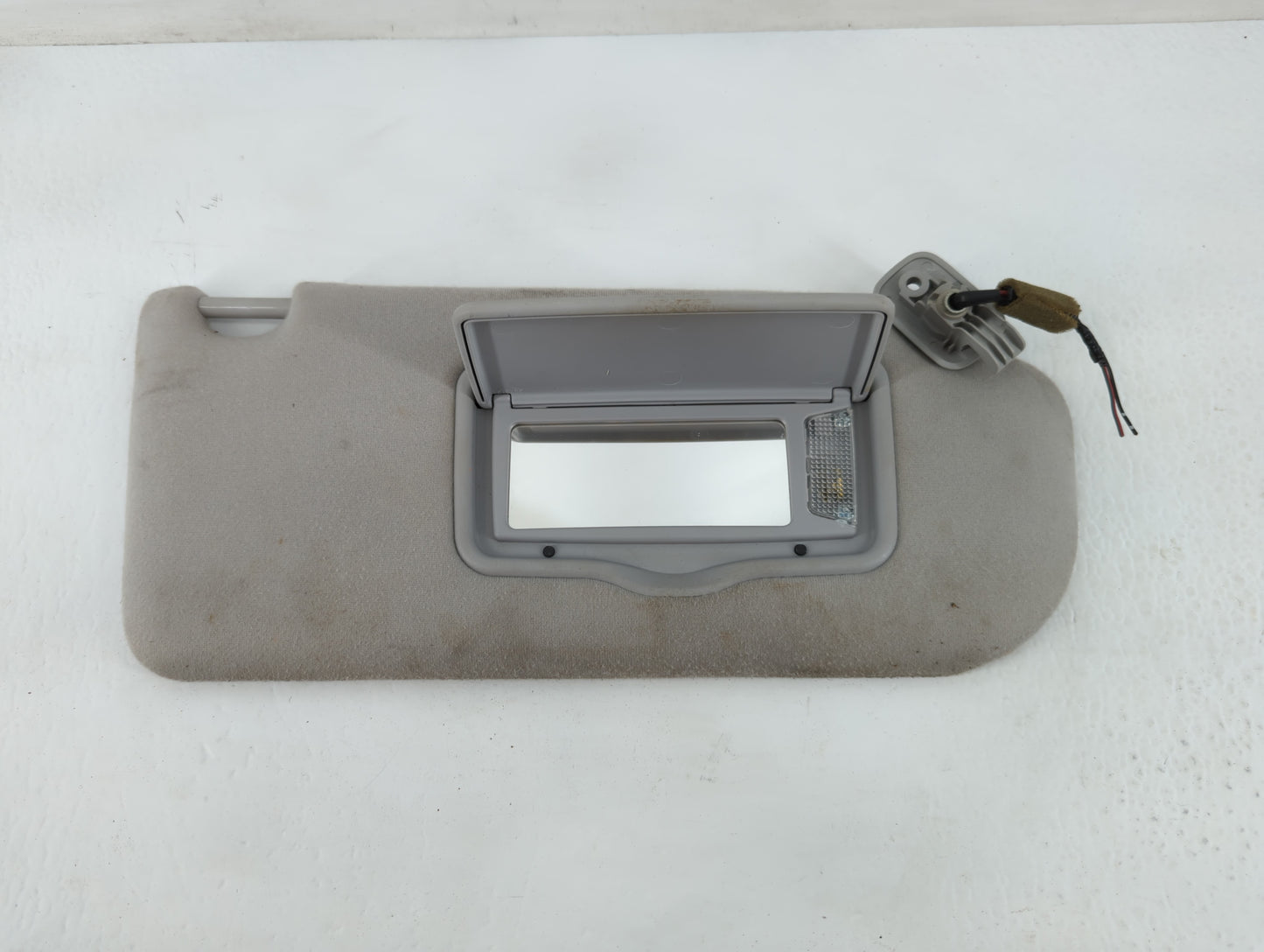 2006-2007 Mazda 6 Sun Visor Shade Replacement Passenger Right Mirror Fits Fits 2006 2007 OEM Used Auto Parts - Oemusedautopa