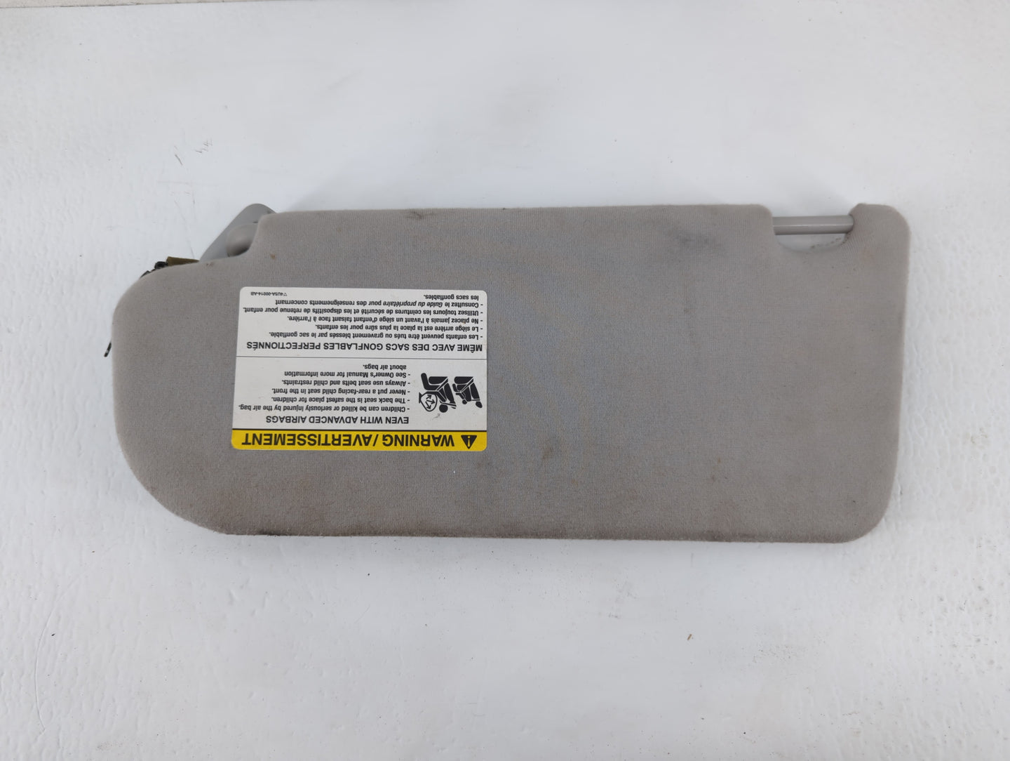 2006-2007 Mazda 6 Sun Visor Shade Replacement Passenger Right Mirror Fits Fits 2006 2007 OEM Used Auto Parts - Oemusedautopa