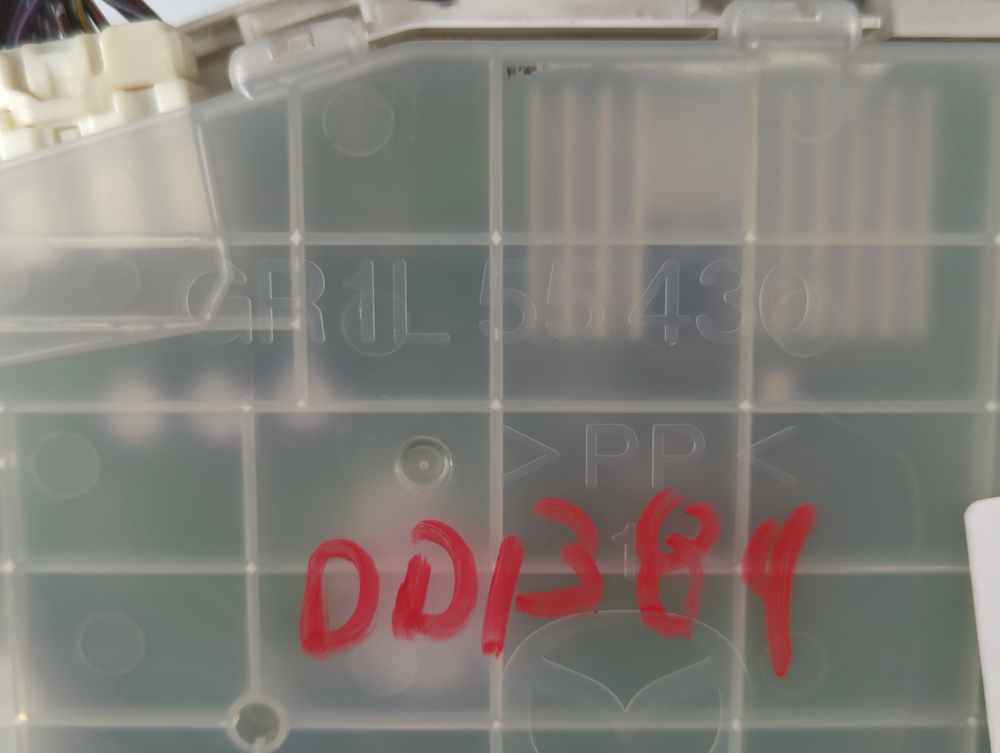 2006-2007 Mazda 6 Instrument Cluster Speedometer Gauges P/N:GR1L 55430 Fits Fits 2006 2007 OEM Used Auto Parts - Oemusedauto