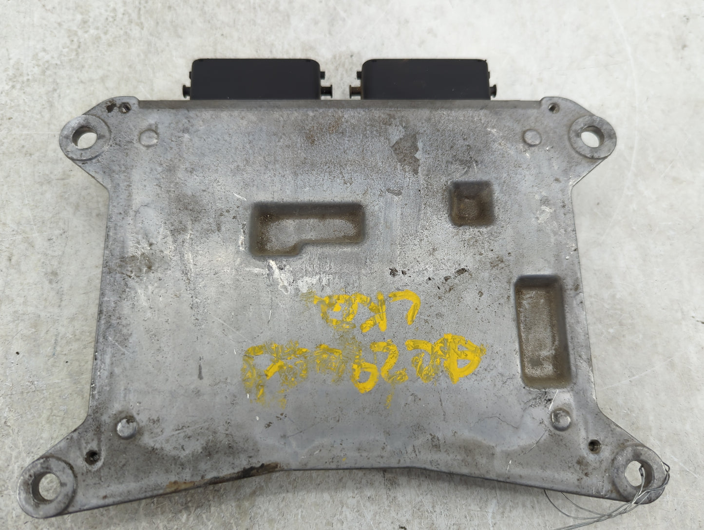 2006 Mazda Mazda3 PCM Engine Control Computer ECU ECM PCU OEM P/N:L32G-18-881C 2797000-4737 Fits OEM Used Auto Parts - Oemus