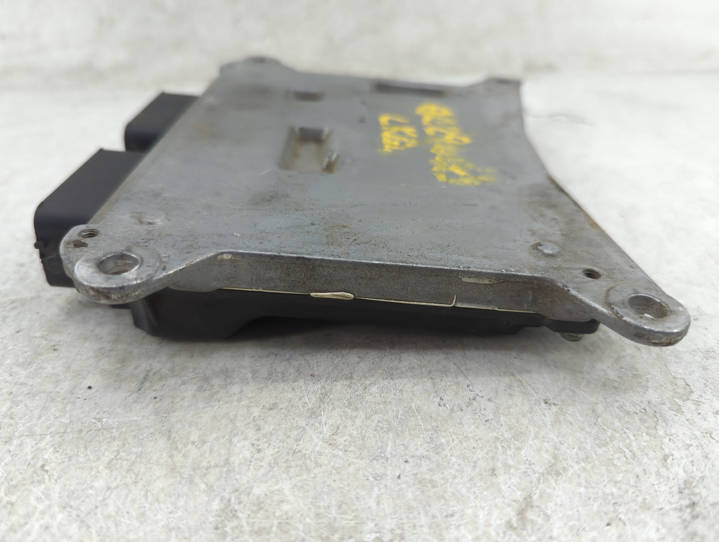 2006 Mazda Mazda3 PCM Engine Control Computer ECU ECM PCU OEM P/N:L32G-18-881C 2797000-4737 Fits OEM Used Auto Parts - Oemus