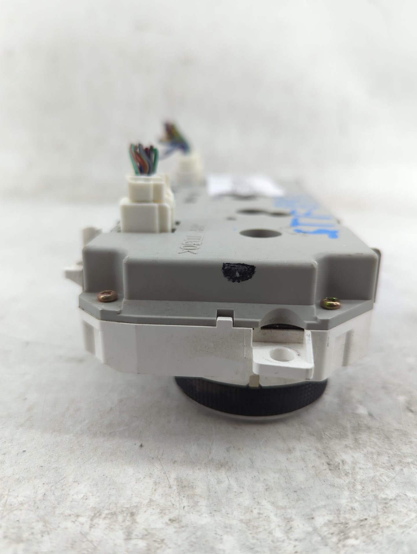 2006 Mazda Mazda6 Climate Control Module Temperature AC/Heater Replacement P/N:SH05 Fits Fits 2007 OEM Used Auto Parts - Oem