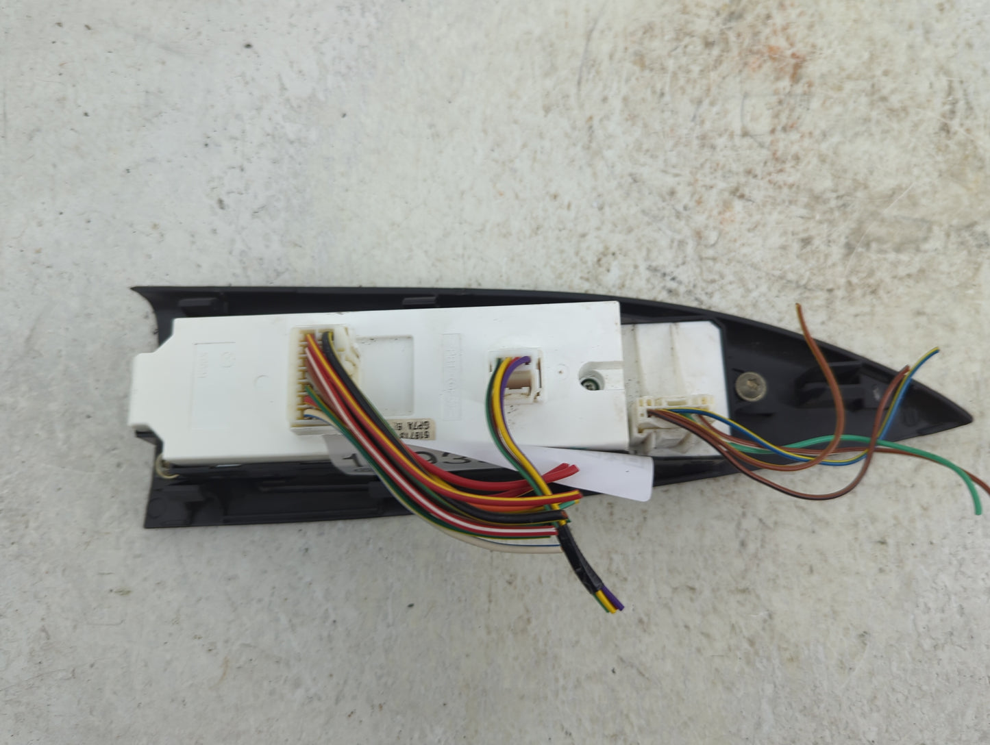 2006 Mazda Mazda6 Master Power Window Switch Replacement Driver Side Left Fits OEM Used Auto Parts - Oemusedautoparts1.com