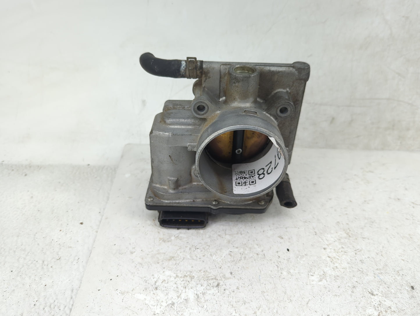 2006 Mazda Miata Throttle Body P/N:LFE2 13 640 A Fits Fits 2007 2008 2009 2010 2011 2012 2013 2014 2015 OEM Used Auto Parts 