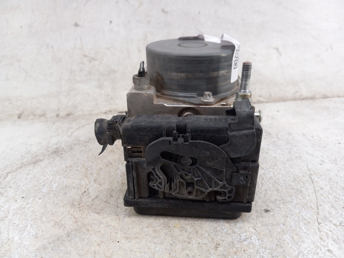 2006 Mazda Miata Anti-Lock Brake ABS Pump Module Actuator OEM P/N:0265231730 NF4943 7A0 Fits OEM Used Auto Parts - Oemusedau