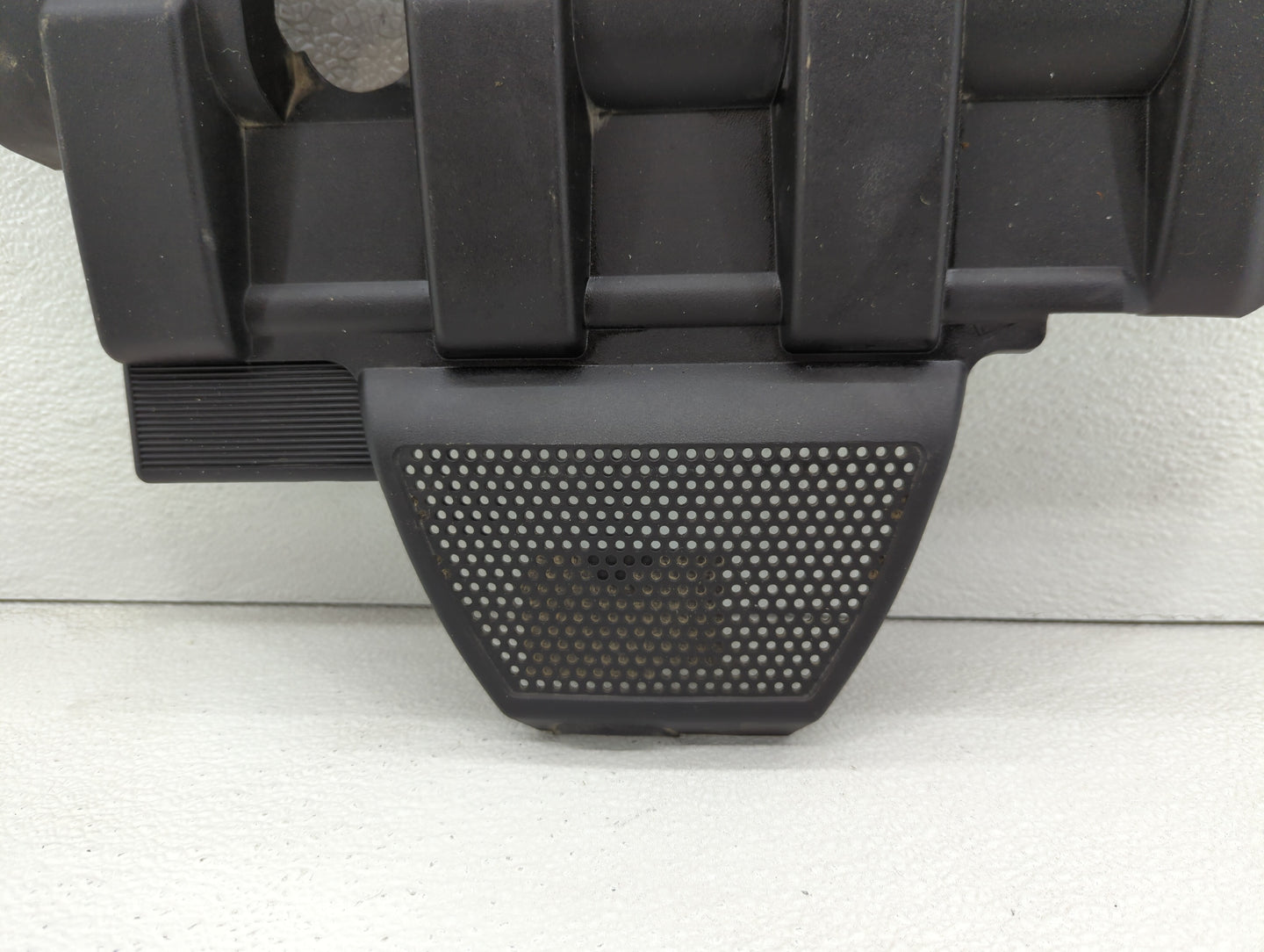 2006 Mazda Miata Engine Cover - Oemusedautoparts1.com