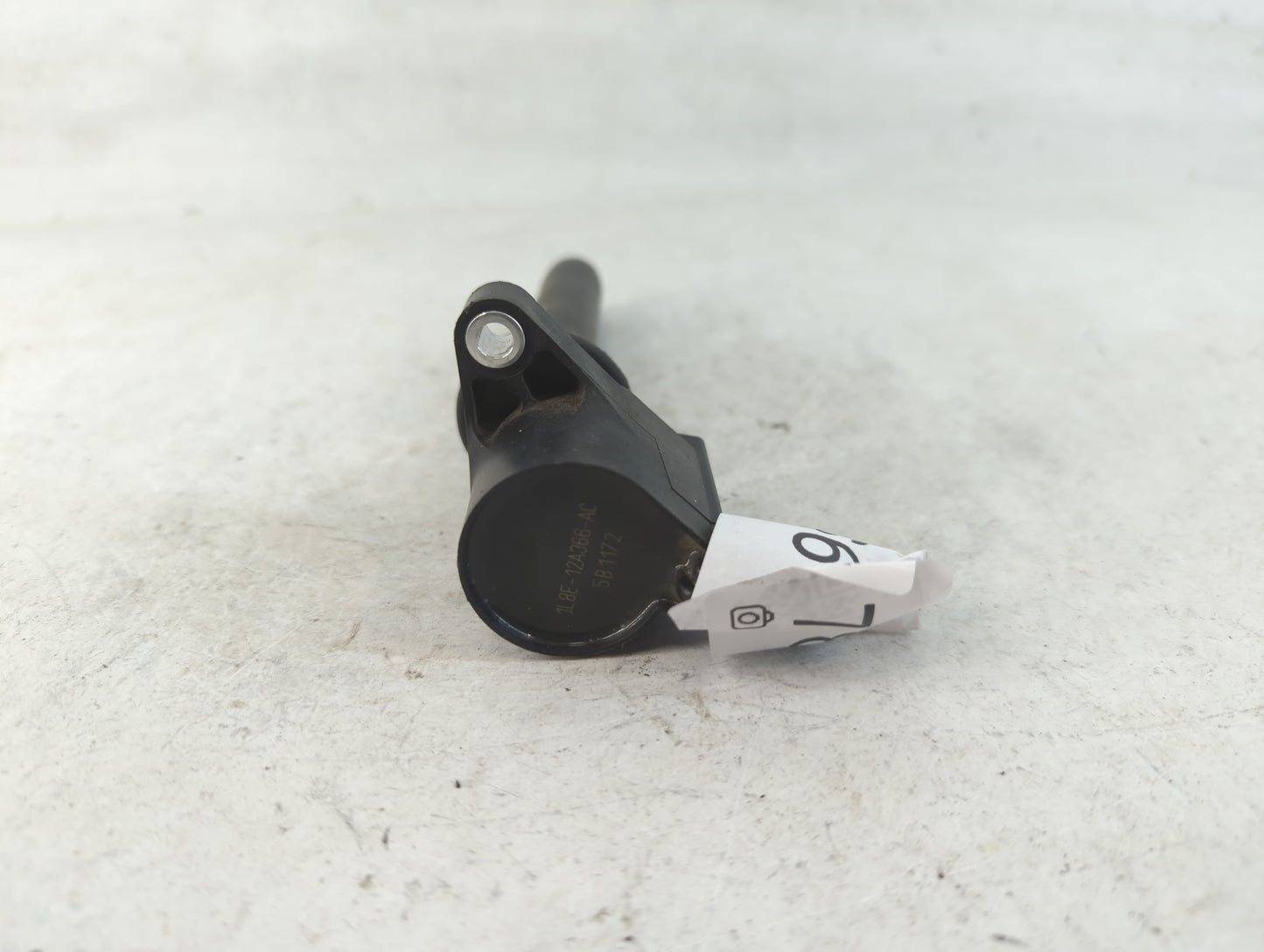 2002-2006 Mazda Mpv Ignition Coil Igniter Pack - Oemusedautoparts1.com