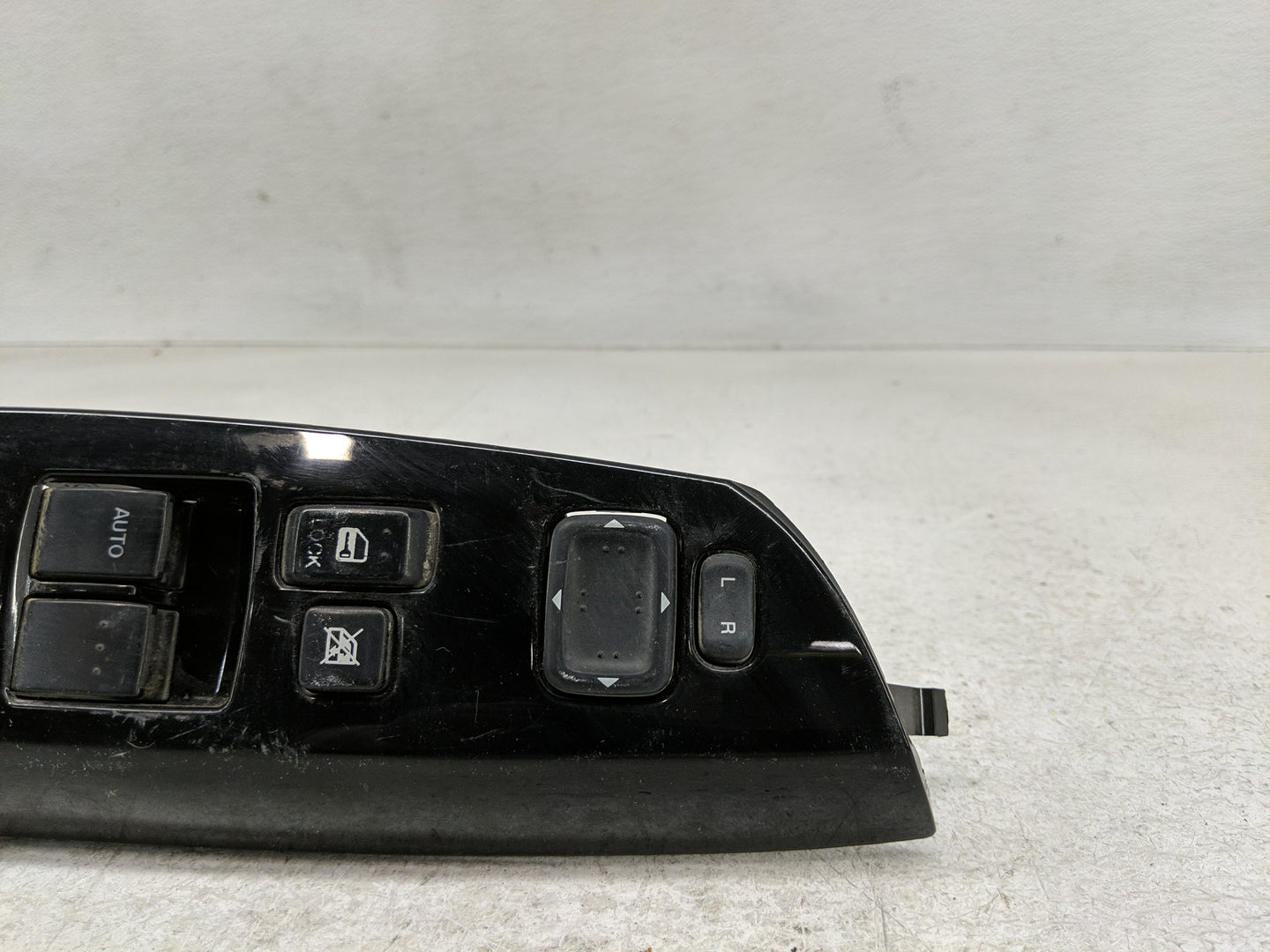 2004-2011 Mazda Rx-8 Master Power Window Switch Replacement Driver Side Left Fits OEM Used Auto Parts - Oemusedautoparts1.co