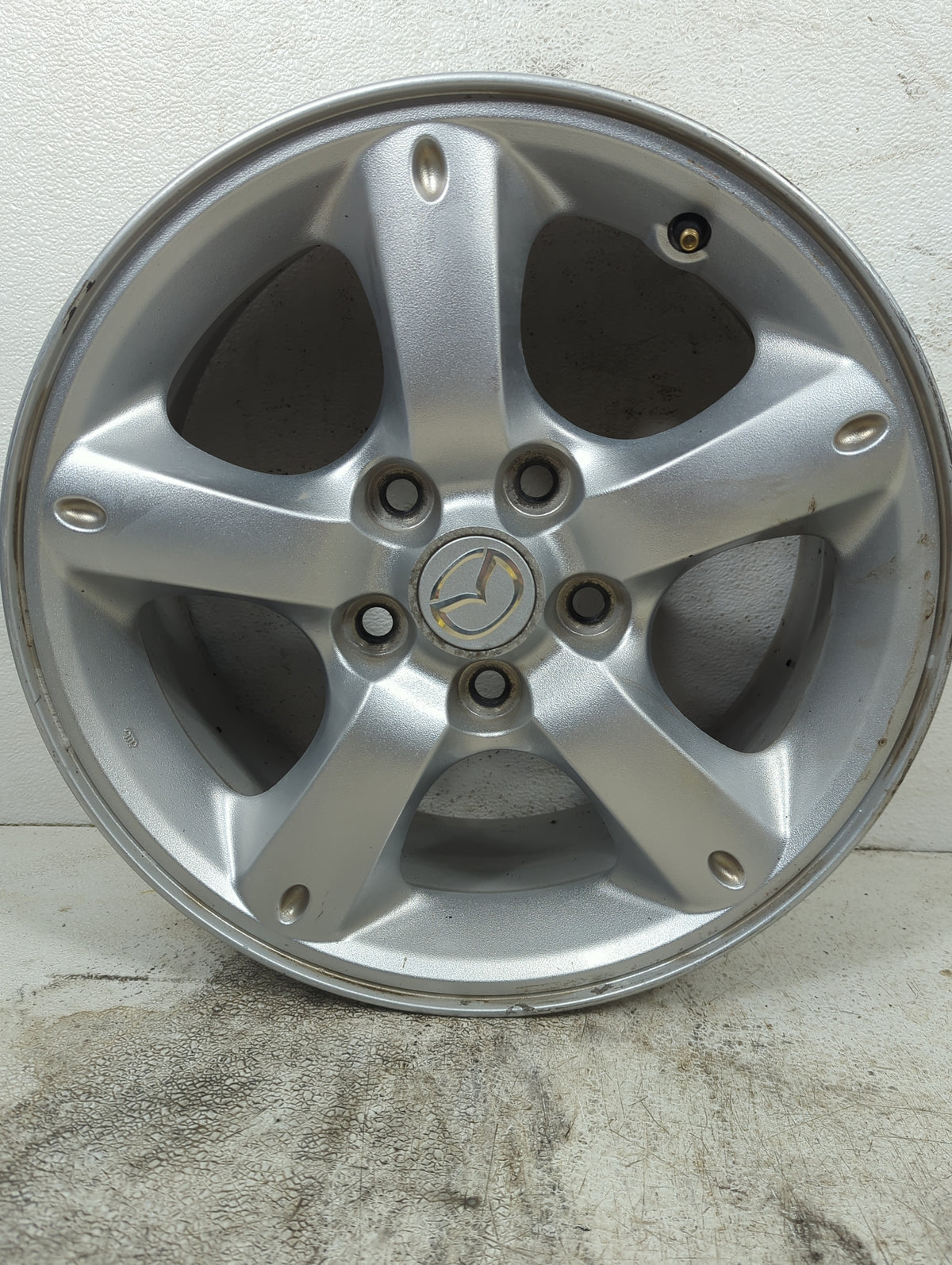 2005-2009 Mazda Tribute Oem Wheel Rim 5043335 - Oemusedautoparts1.com