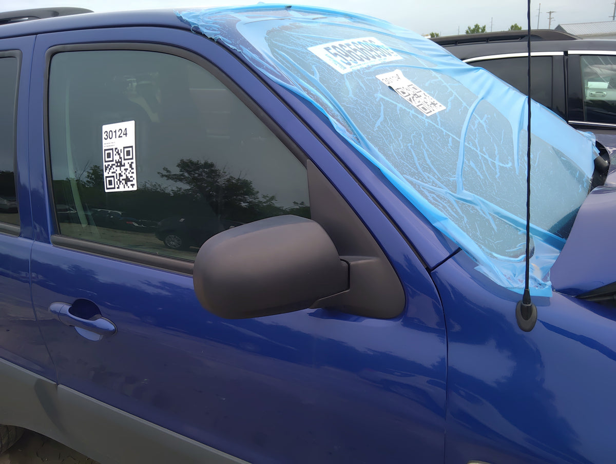 2001-2006 Mazda Tribute Passenger Side View Mirror - Right Door Mirror OEM Used - Oemusedautoparts1.com
