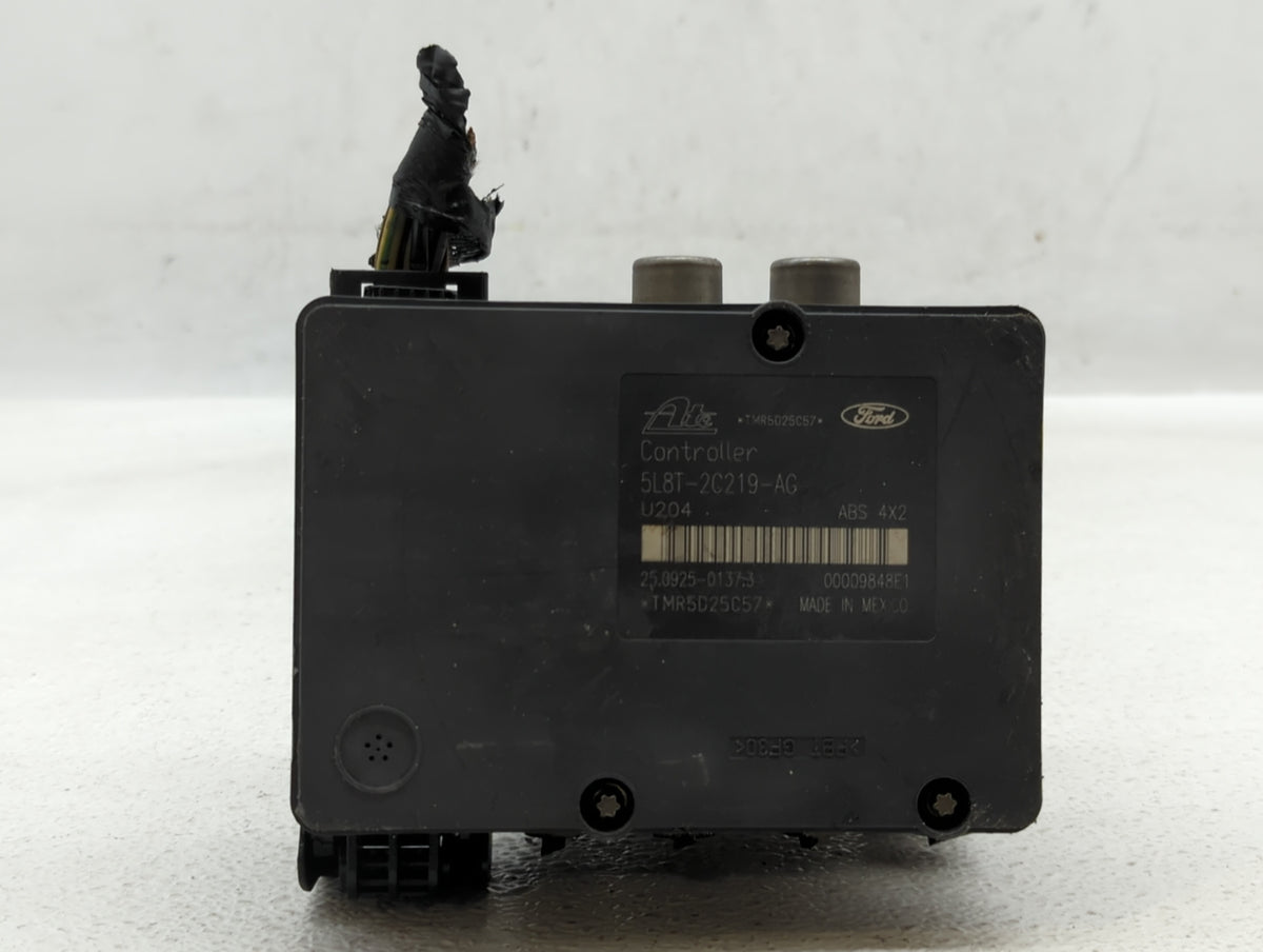 2005-2006 Mazda Tribute Anti-Lock Brake ABS Pump Module Actuator OEM P/N:1355629 D Fits Fits 2005 2006 OEM Used Auto Parts -
