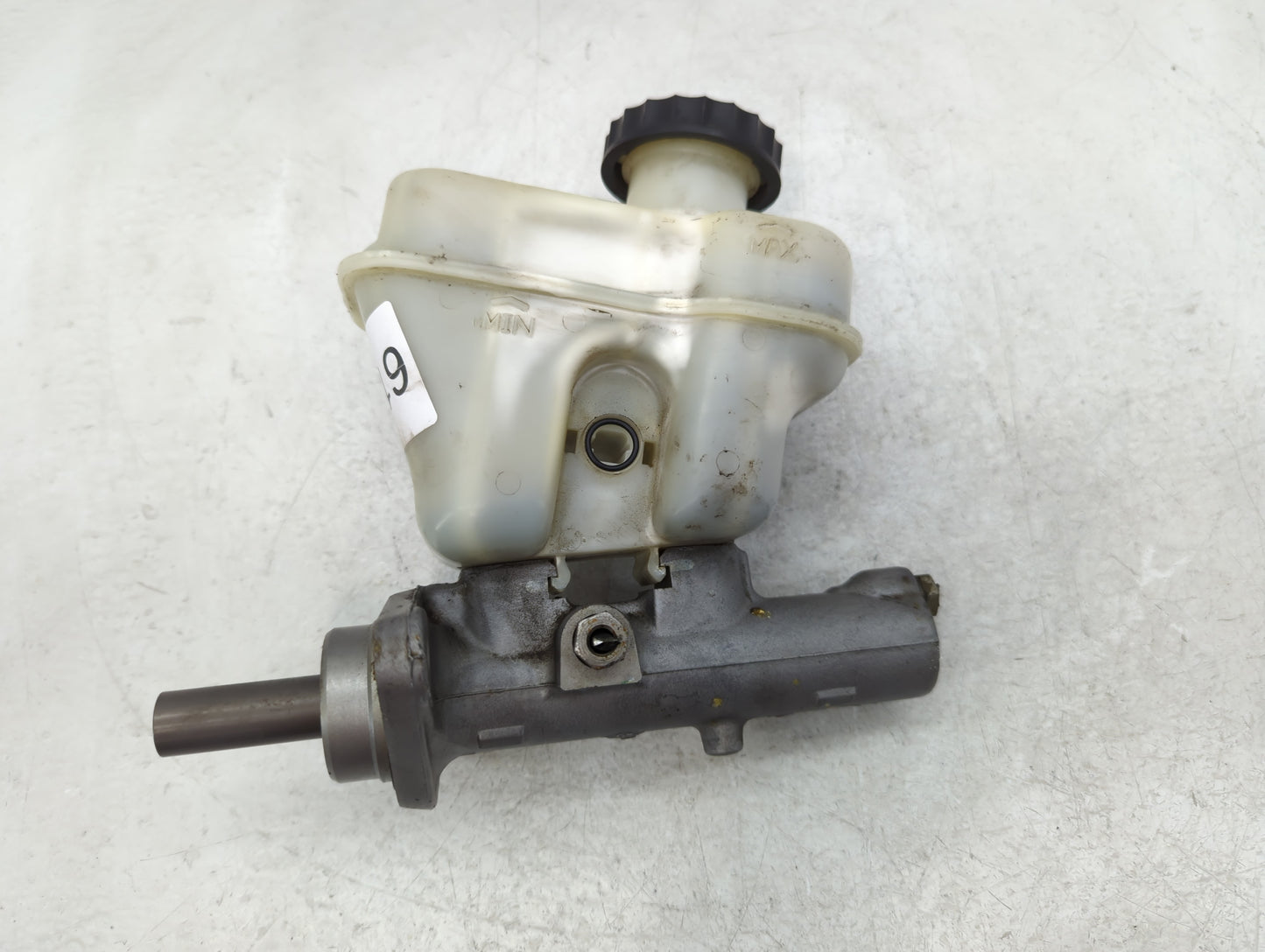 2005-2006 Mazda Tribute Brake Master Cylinder - Oemusedautoparts1.com