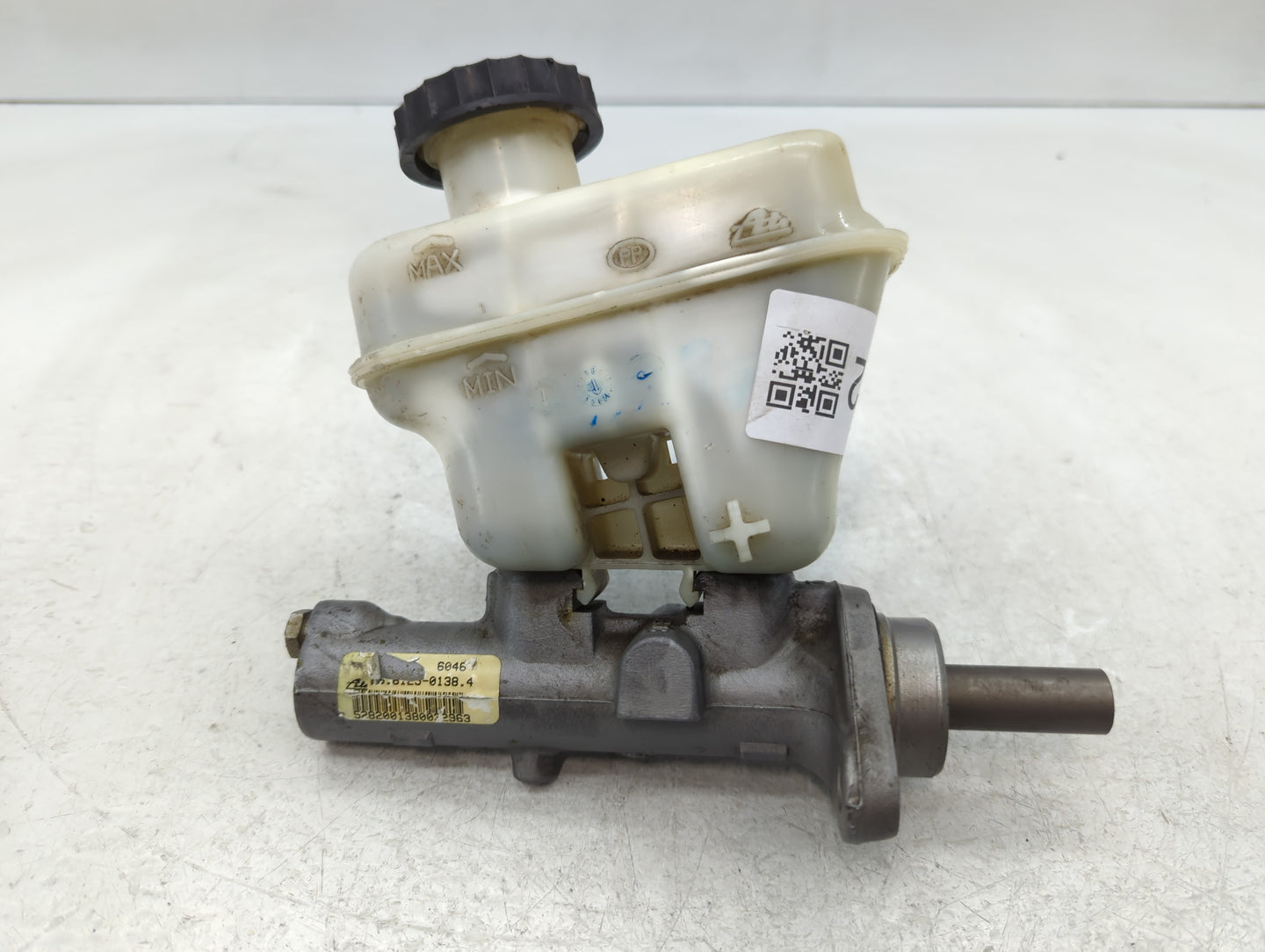 2005-2006 Mazda Tribute Brake Master Cylinder - Oemusedautoparts1.com
