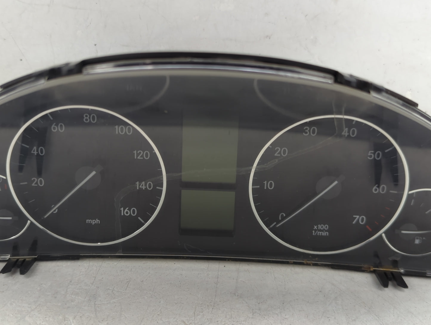 2006 Mercedes-Benz C-Class Instrument Cluster Speedometer Gauges P/N:A2035409347 110.080.307/008 Miles:119K Fits Fits 2005 O